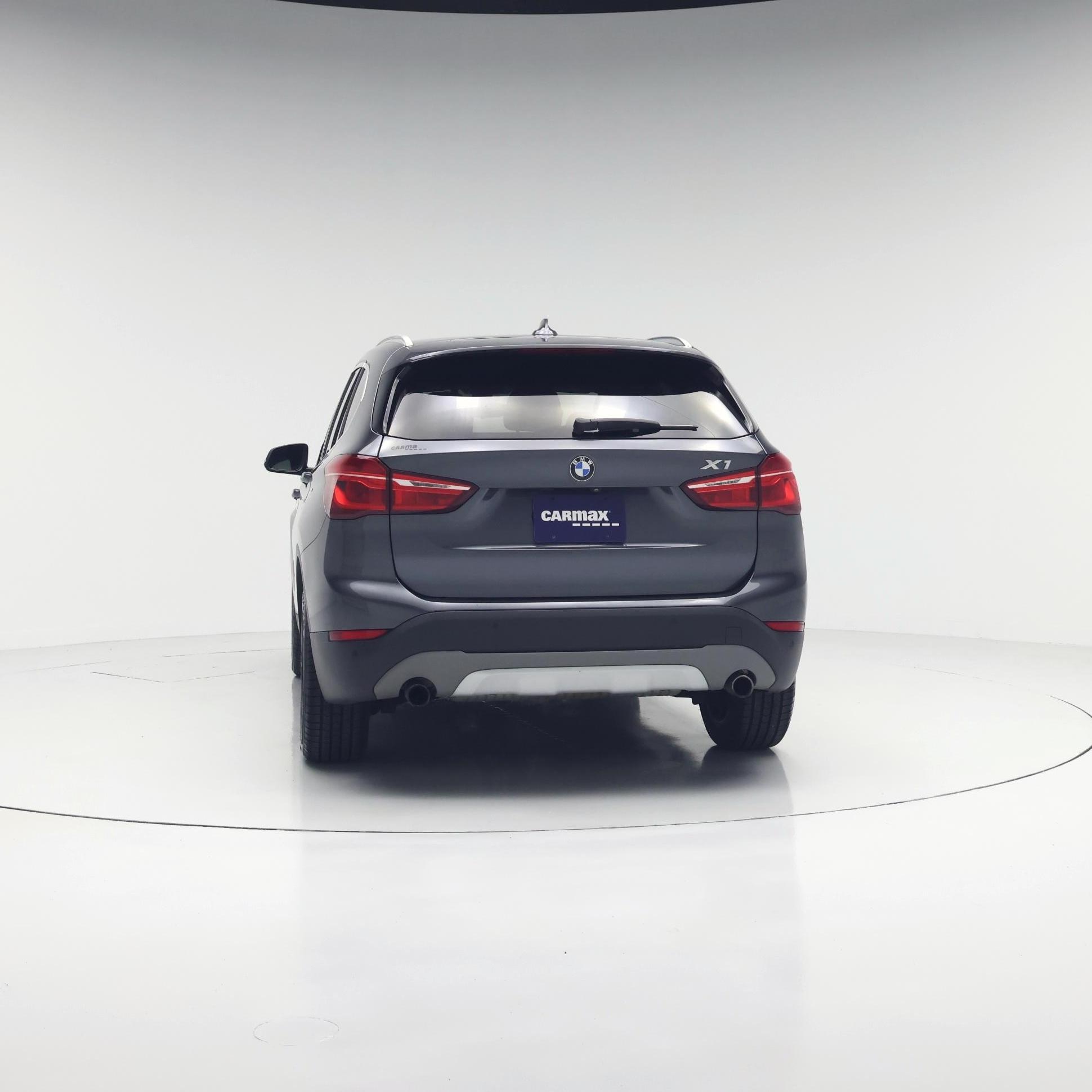 Thumbnail: 2017 BMW X1 - 6