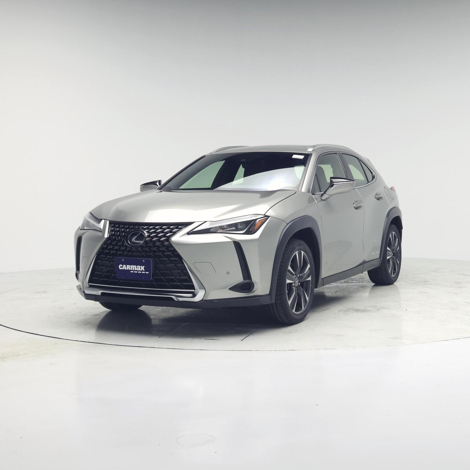 Thumbnail: 2020 Lexus UX - 4