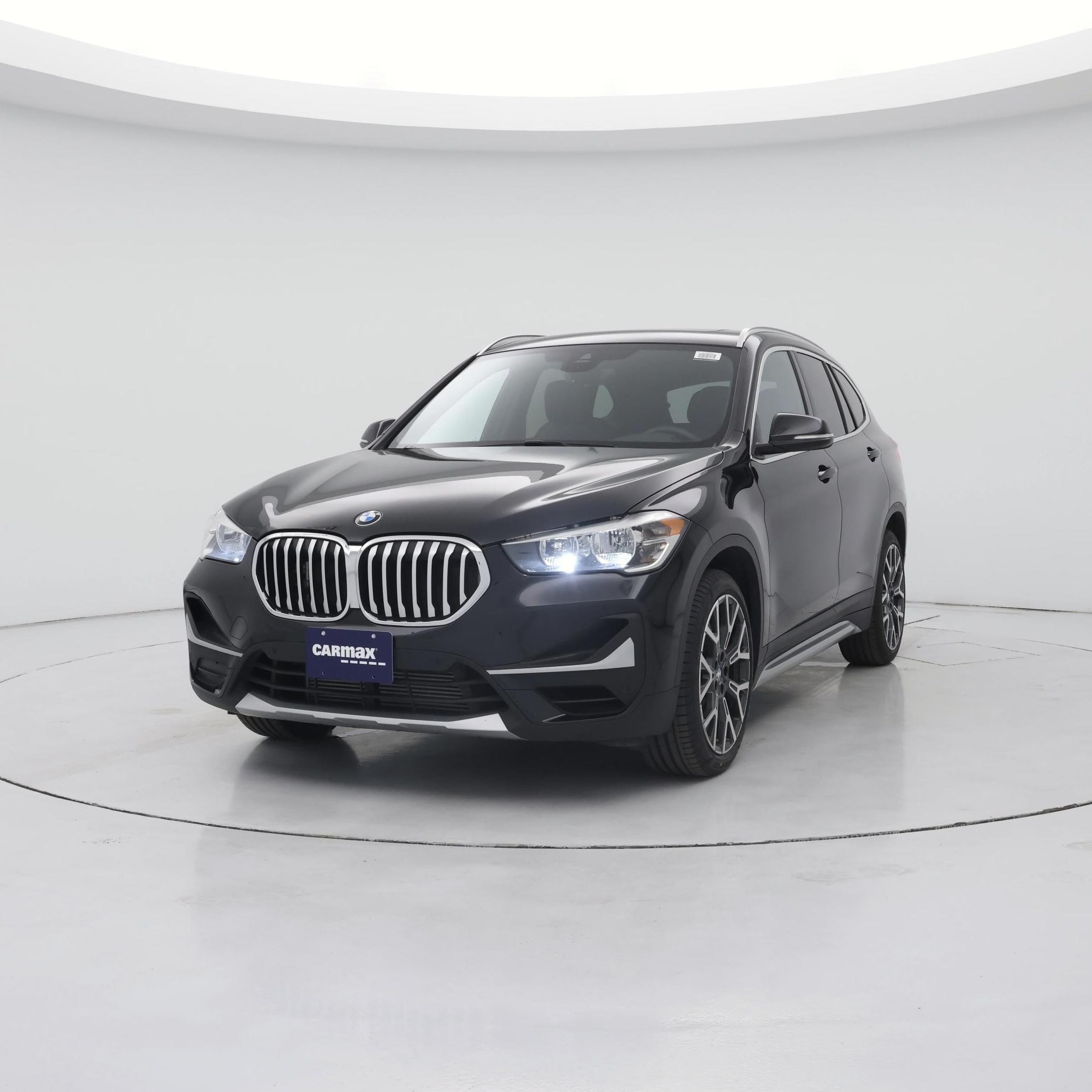 Thumbnail: 2021 BMW X1 - 4