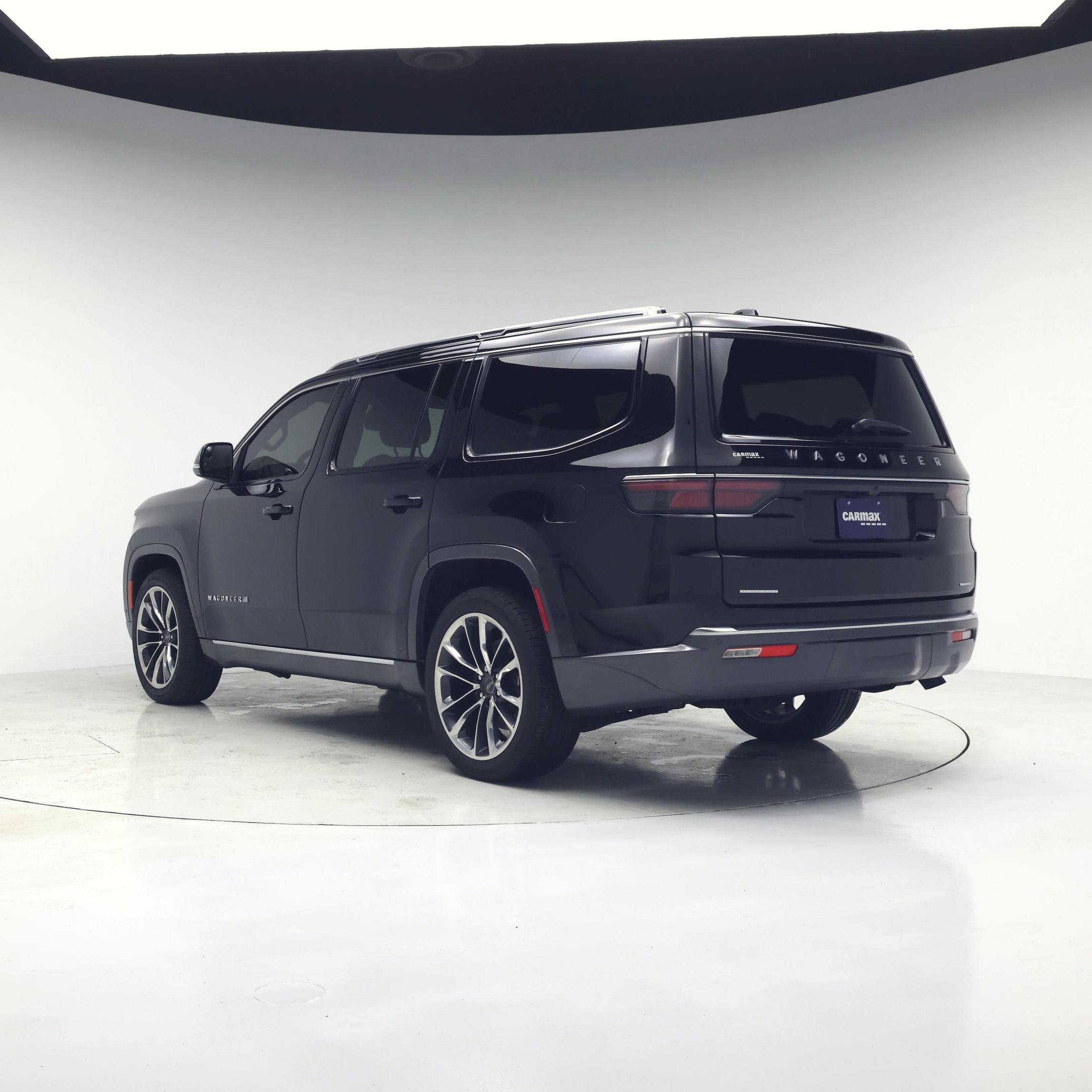 Thumbnail: 2022 Jeep Wagoneer - 2