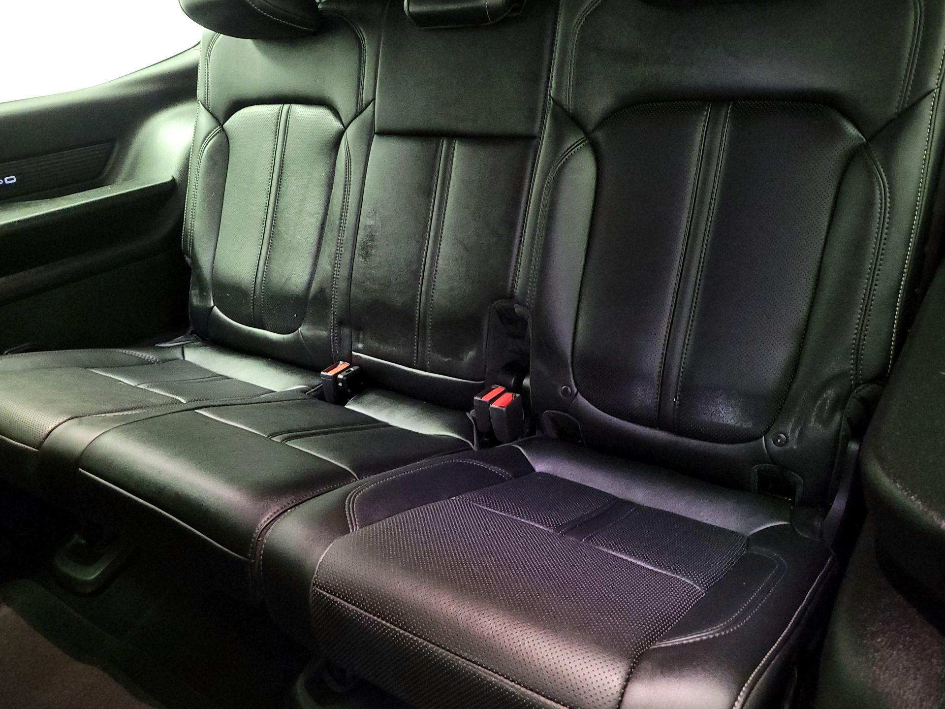 Thumbnail: 2022 Jeep Wagoneer - 20