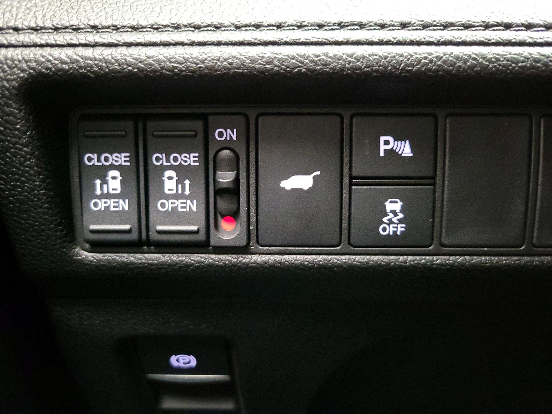 Thumbnail: 2025 Honda Odyssey - 13