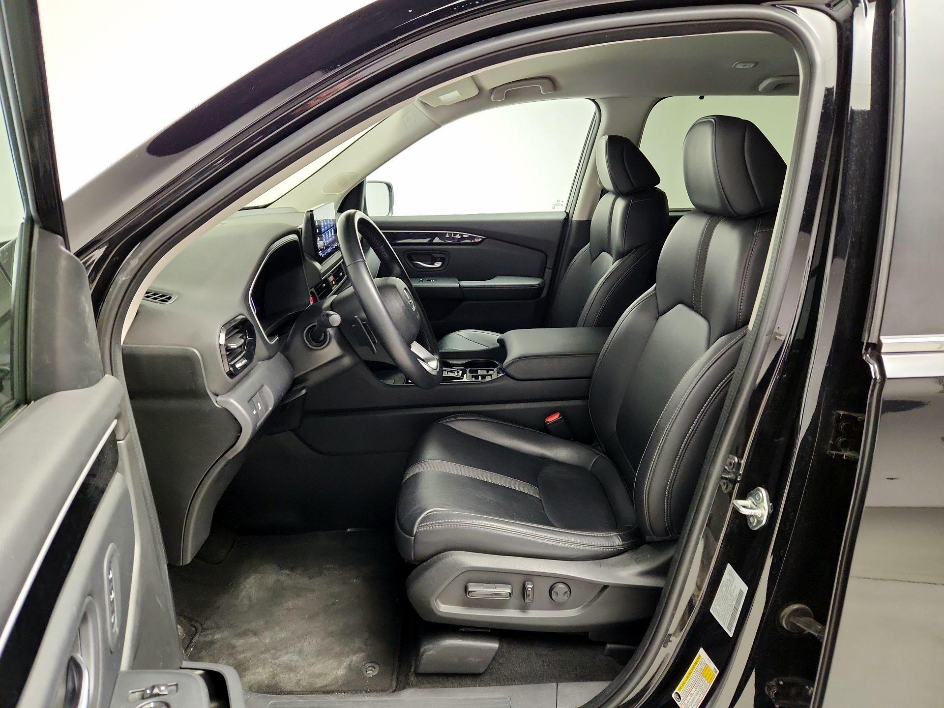 Thumbnail: 2023 Honda Pilot - 11