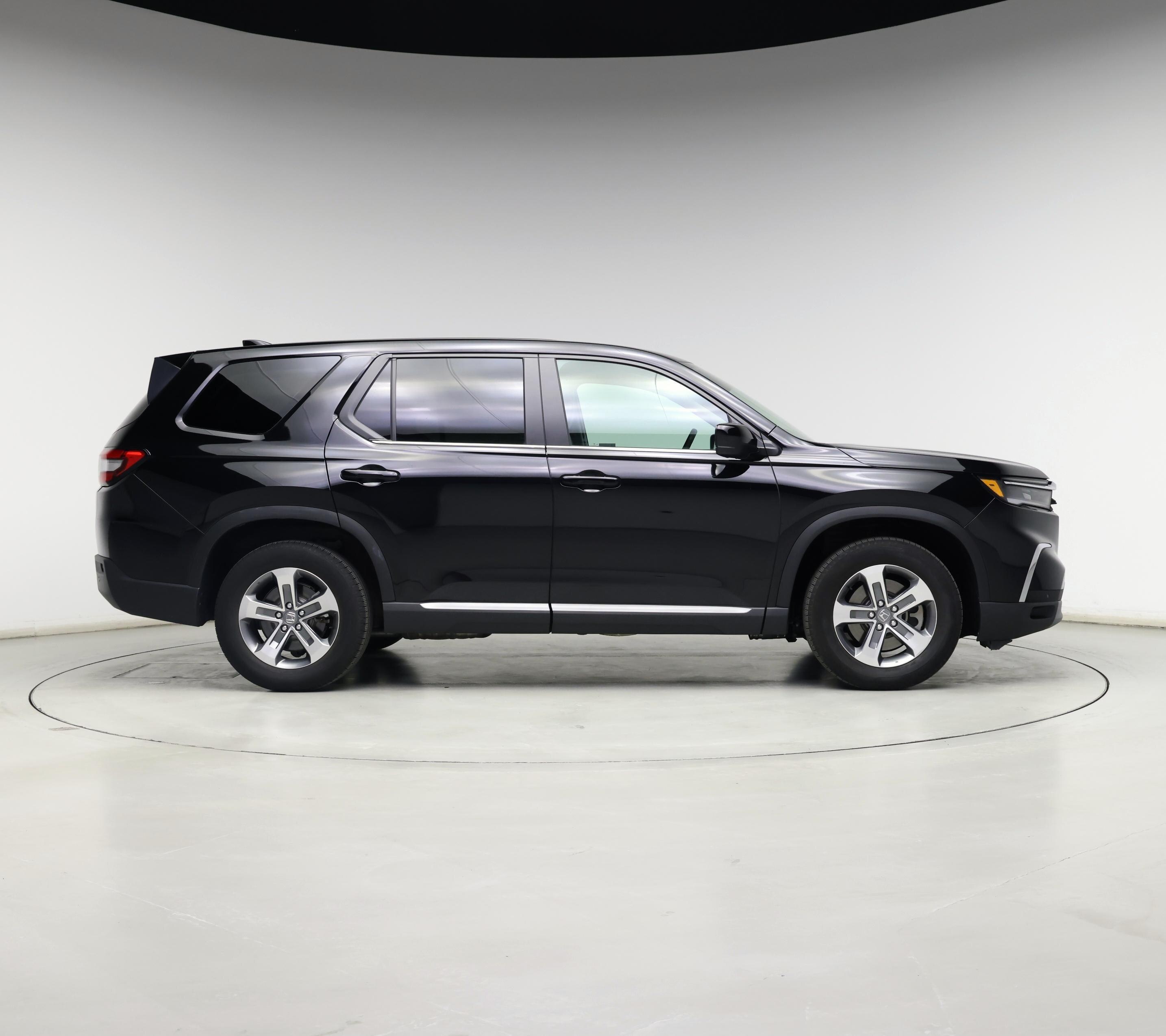 Thumbnail: 2023 Honda Pilot - 7