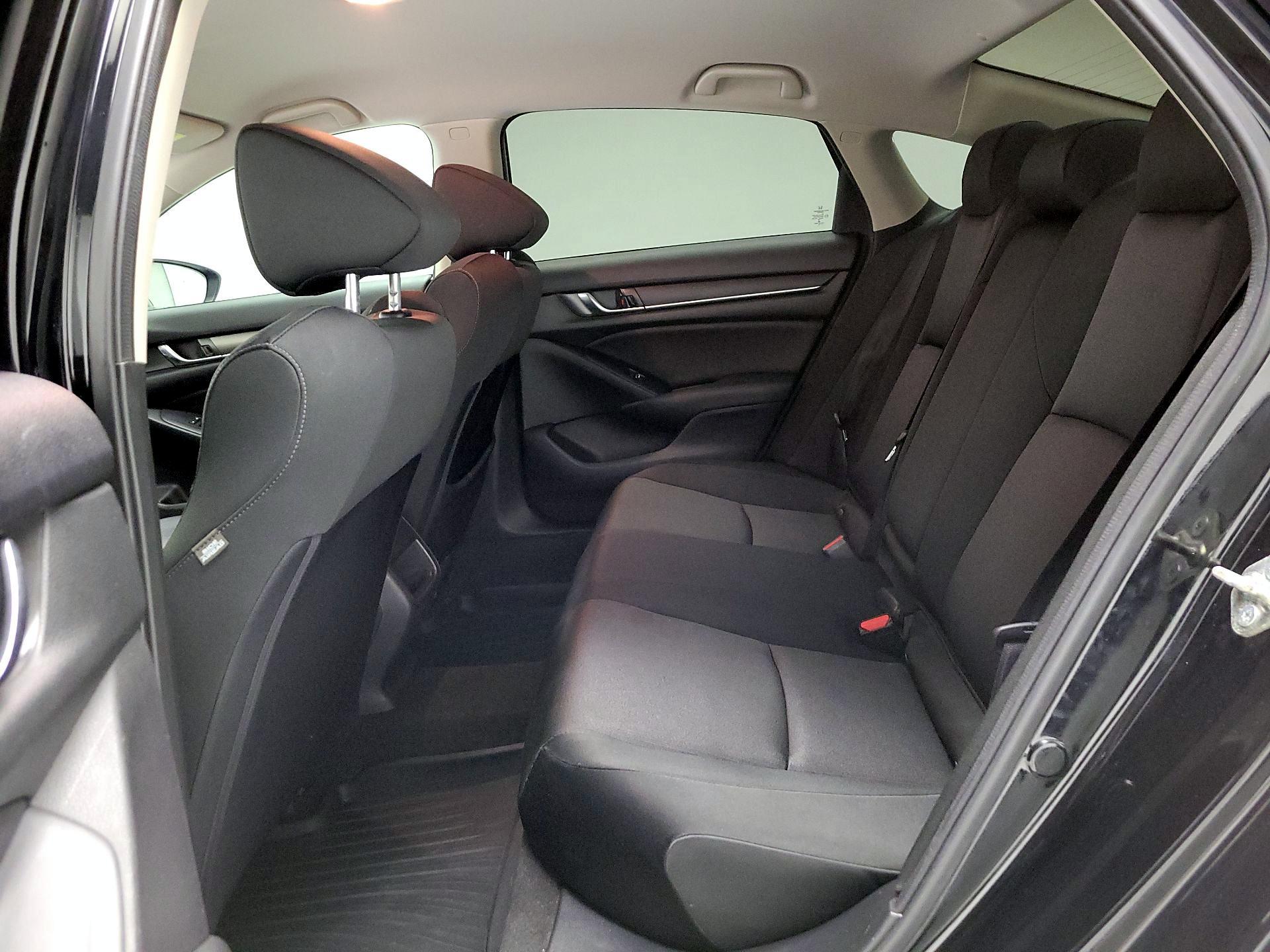 Thumbnail: 2018 Honda Accord - 18