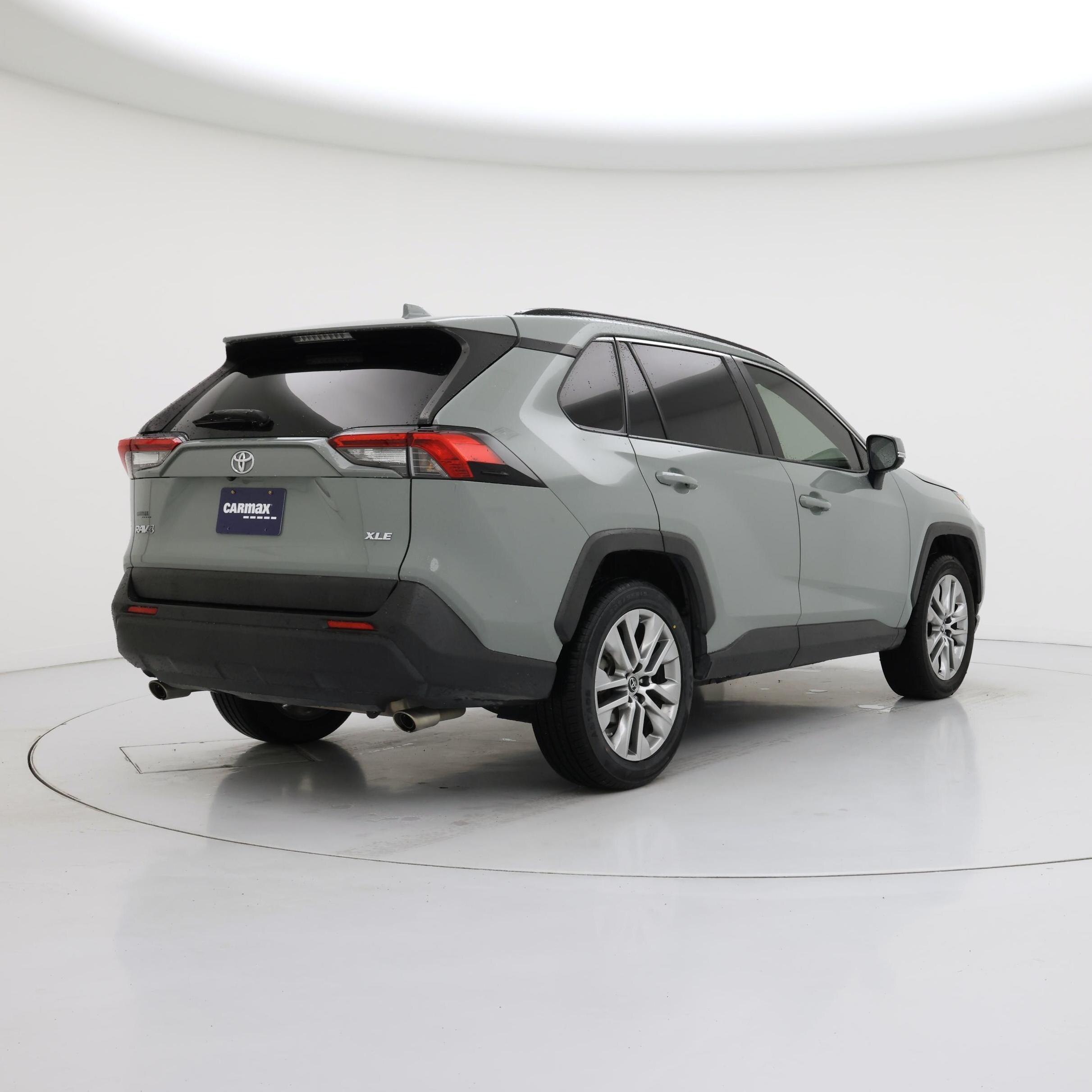 Thumbnail: 2019 Toyota RAV4 - 8