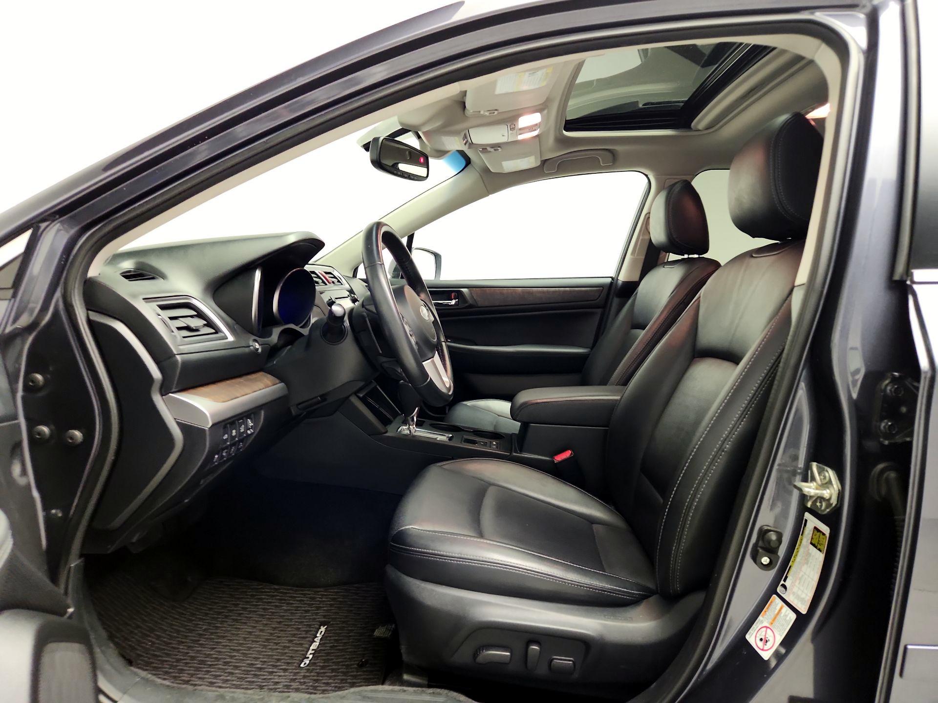 Thumbnail: 2015 Subaru Outback - 11