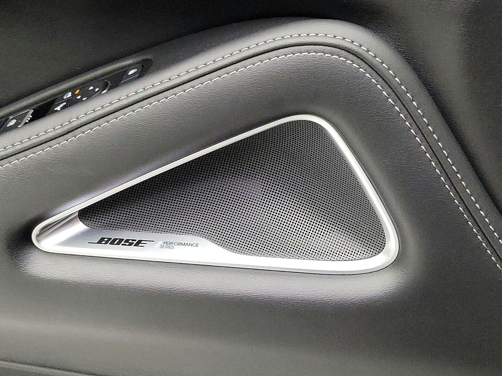 2025 INFINITI QX60 LUXE - Photo 25