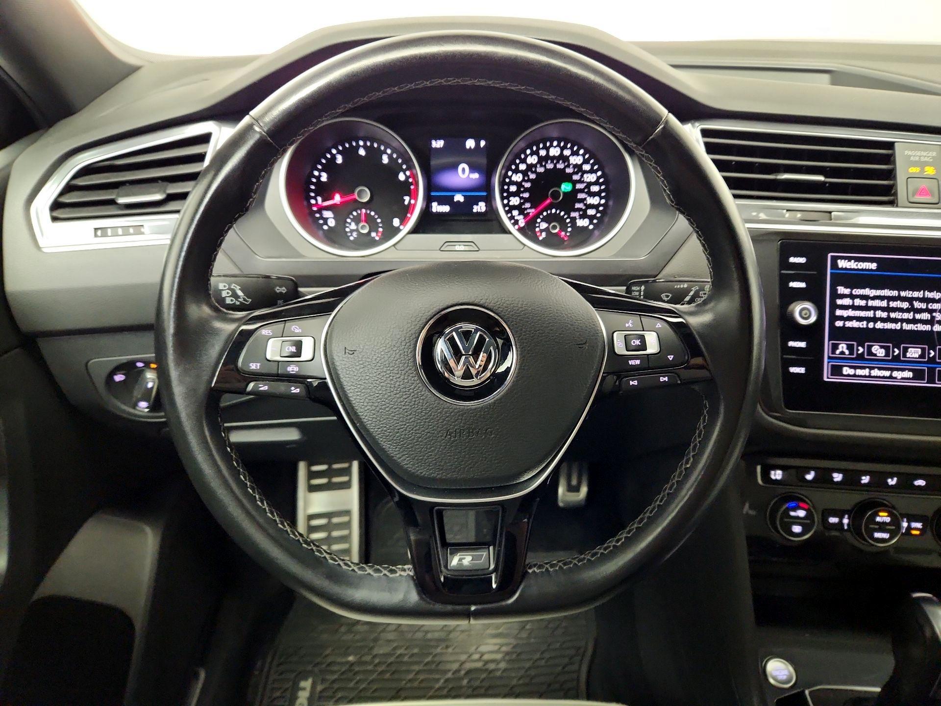 Thumbnail: 2020 Volkswagen Tiguan - 10