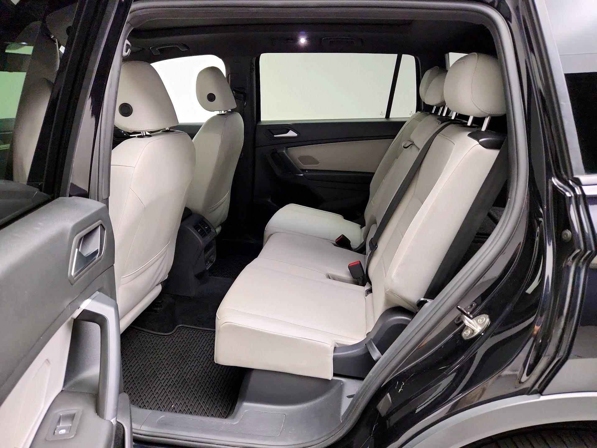 Thumbnail: 2020 Volkswagen Tiguan - 20