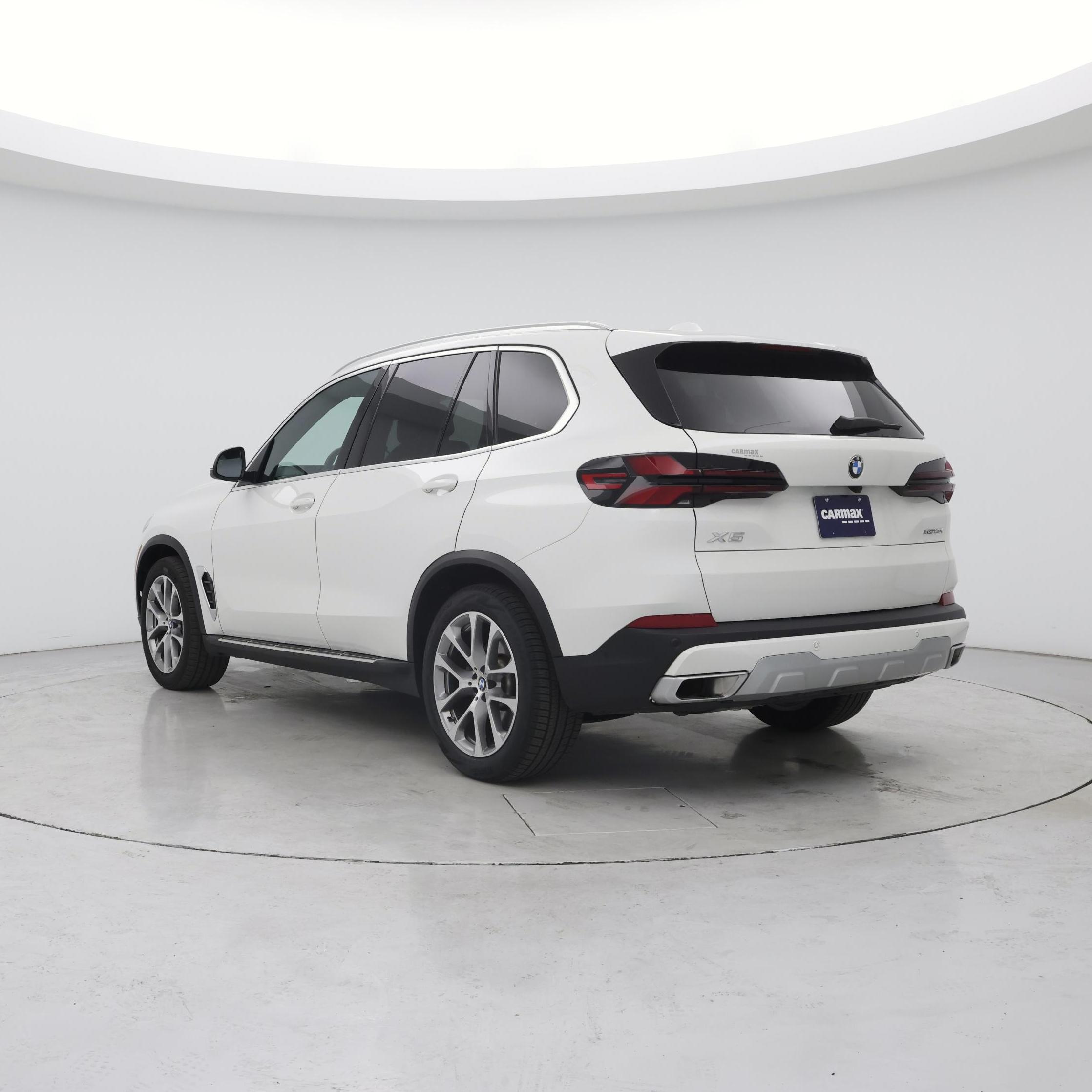 Thumbnail: 2025 BMW X5 - 2