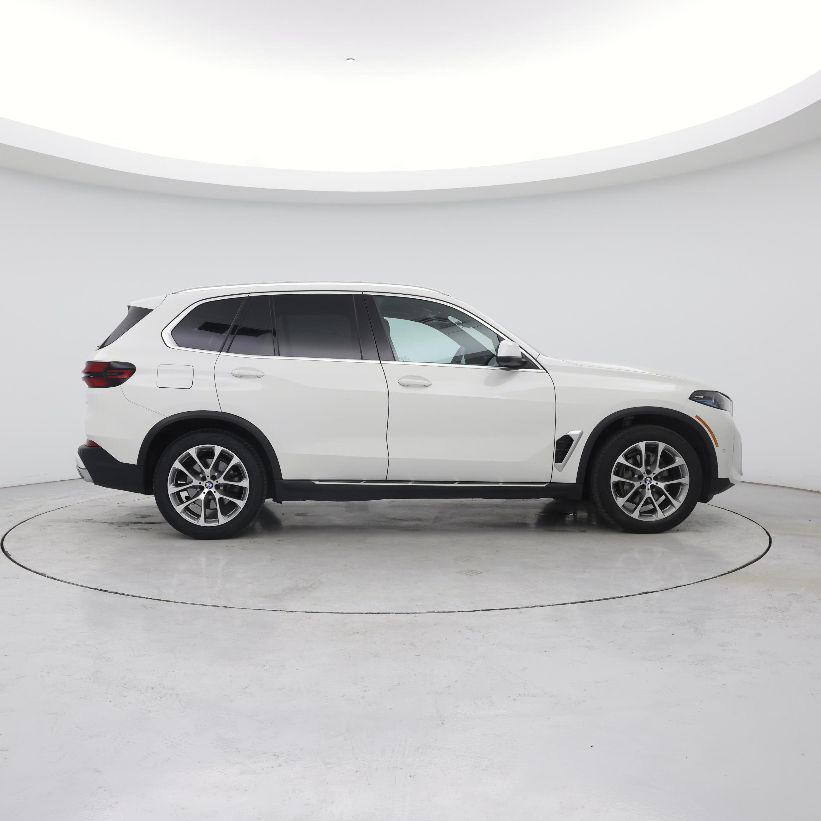 Thumbnail: 2025 BMW X5 - 7