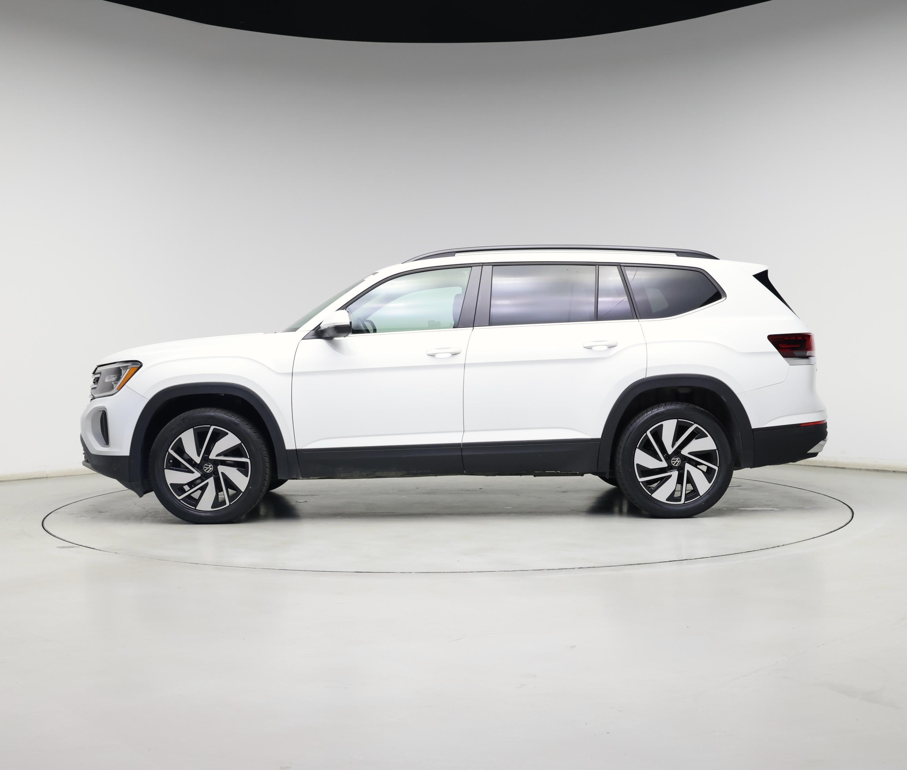 Thumbnail: 2024 Volkswagen Atlas - 3