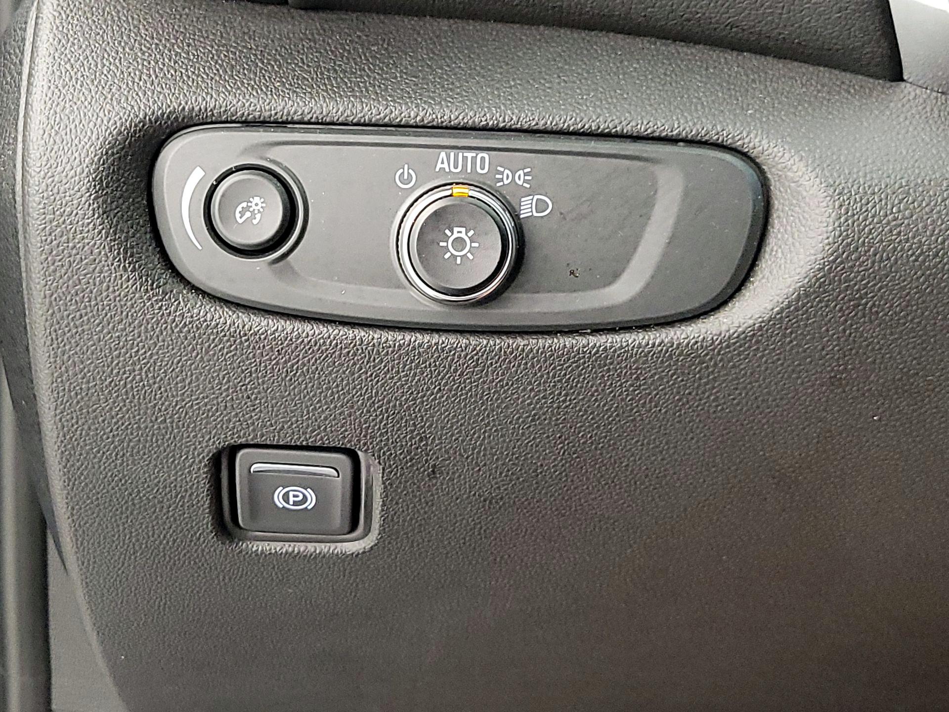 Thumbnail: 2023 Chevrolet Blazer - 13