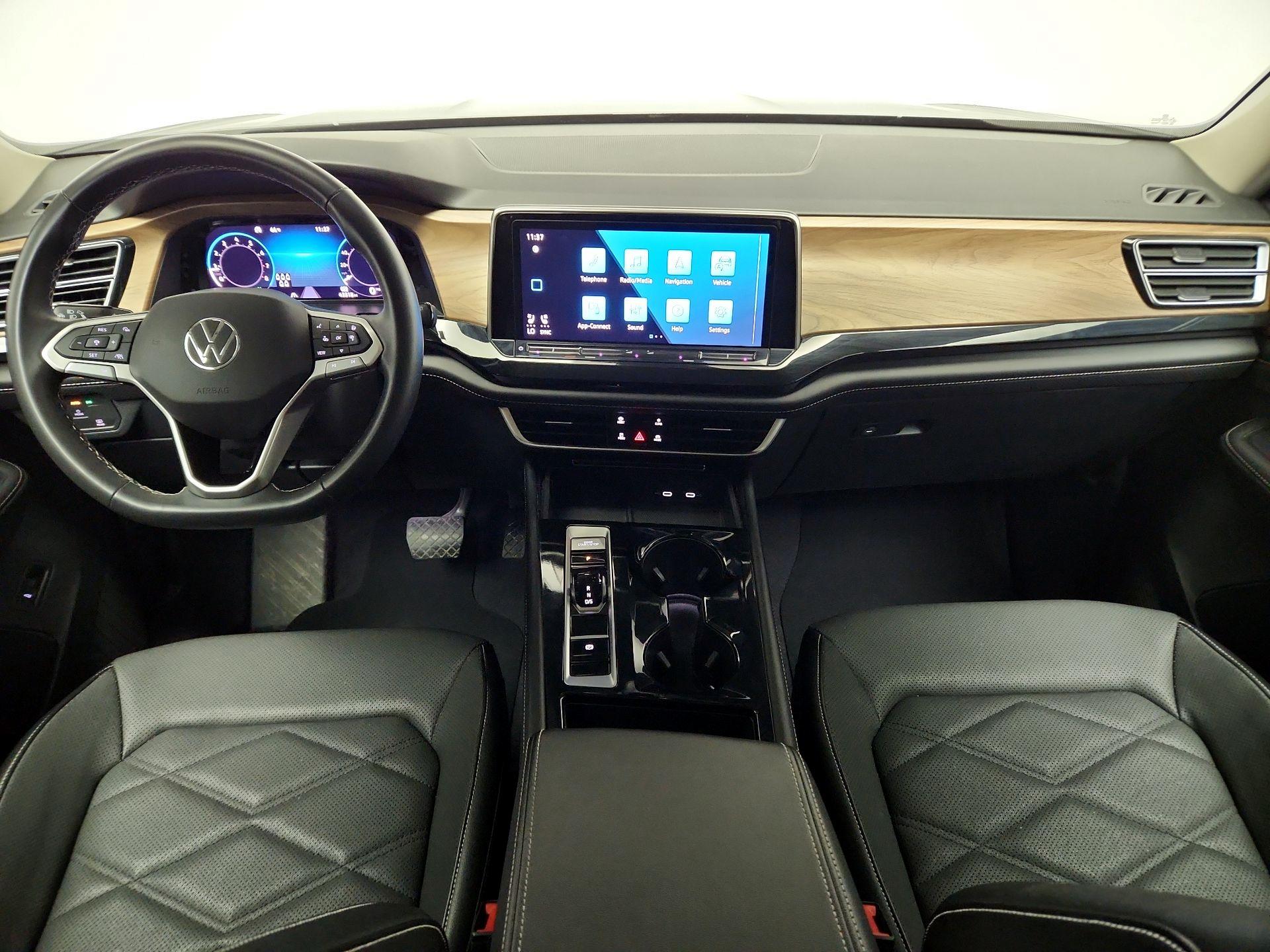 Thumbnail: 2024 Volkswagen Atlas - 9