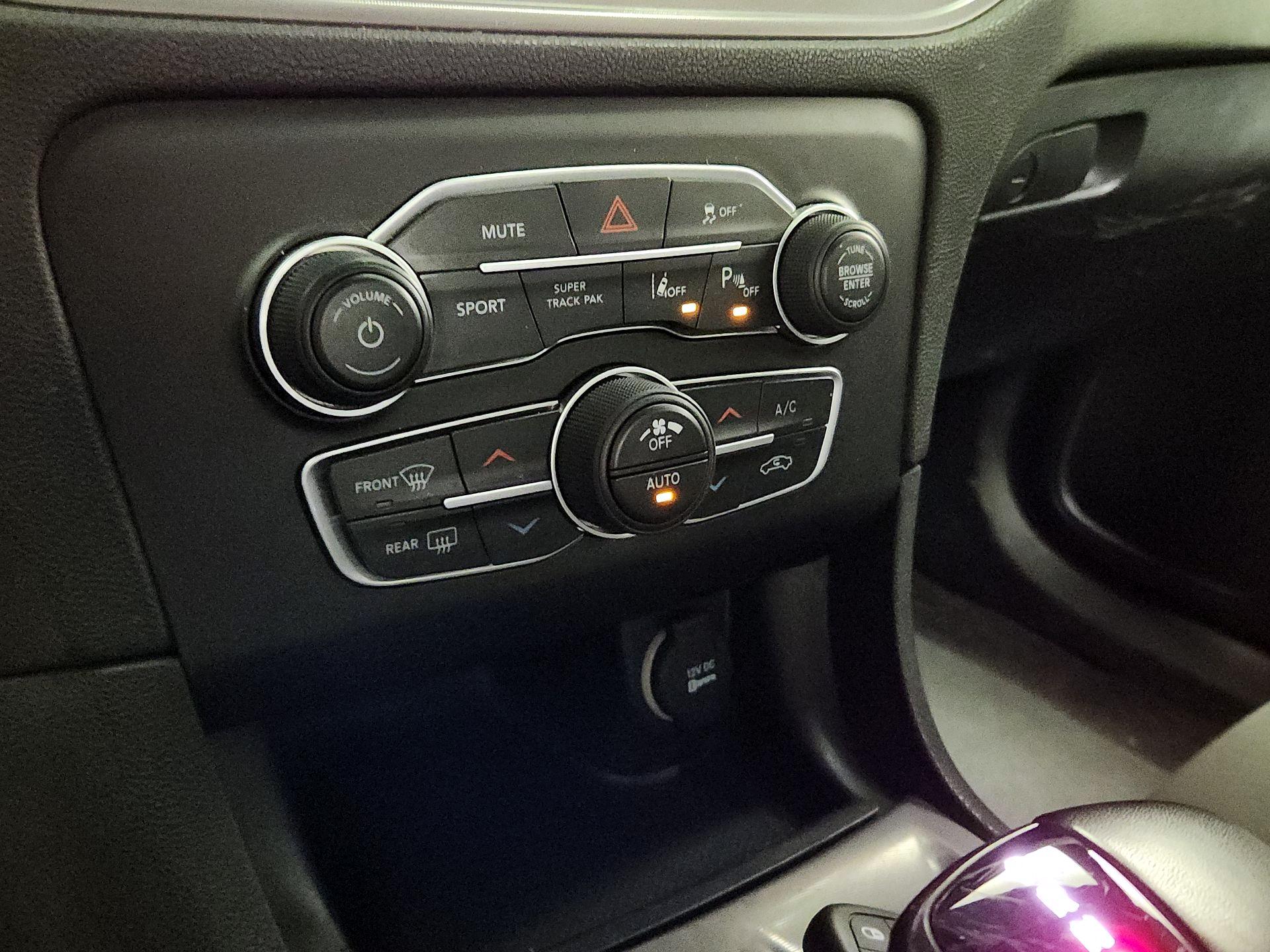 Thumbnail: 2023 Dodge Charger - 16