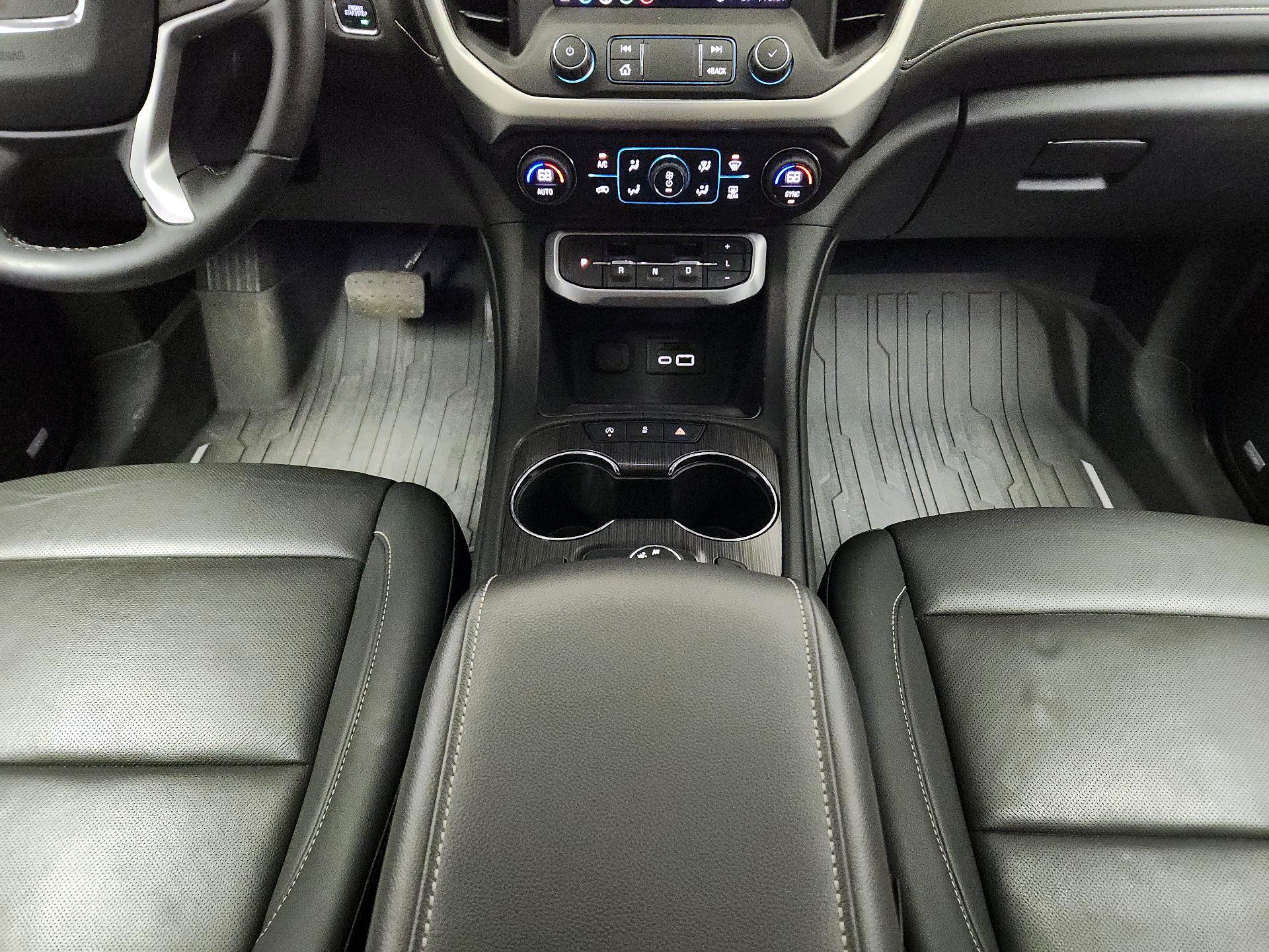 Thumbnail: 2023 GMC Acadia - 18