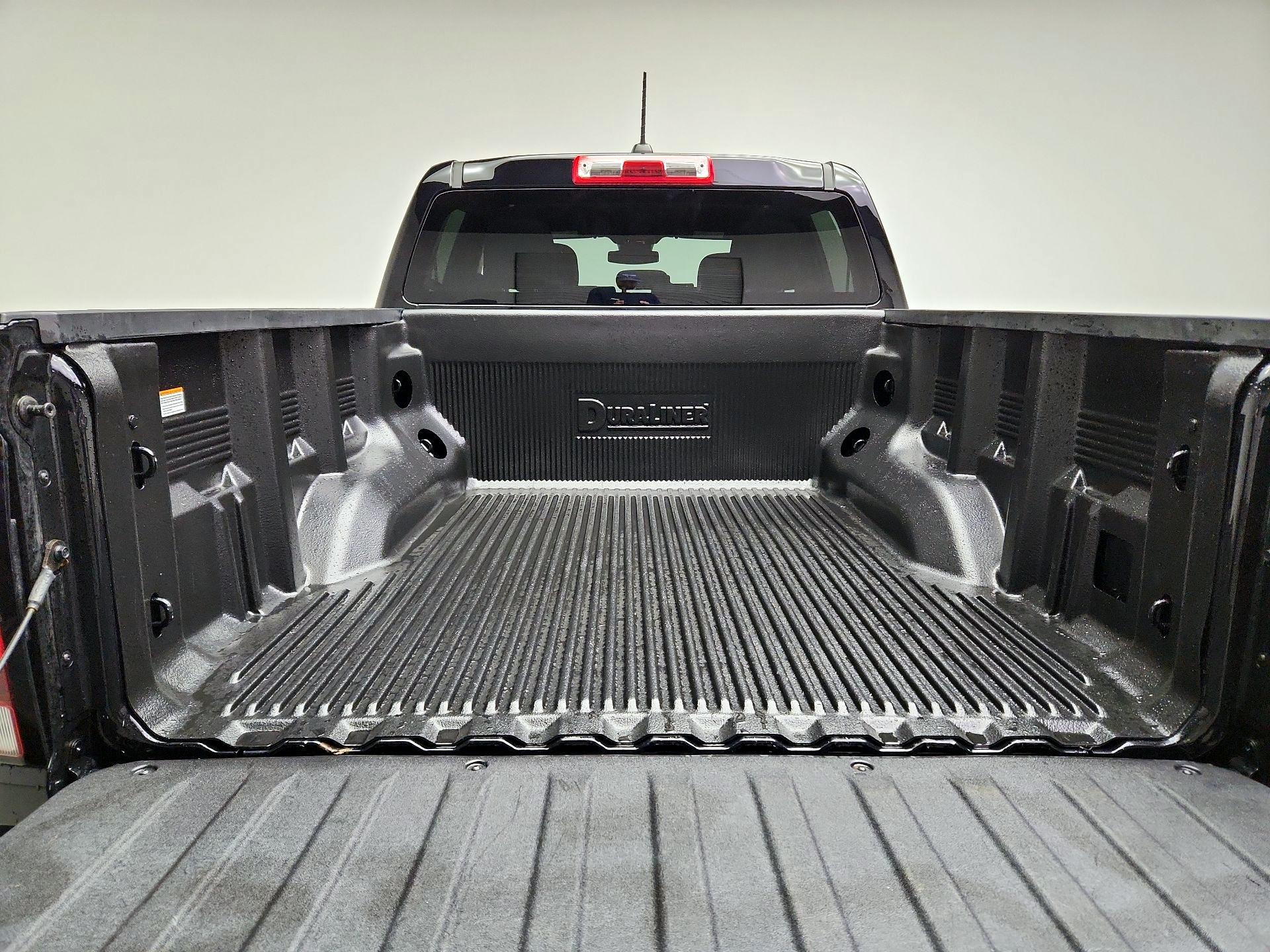 Thumbnail: 2023 Chevrolet Colorado - 20