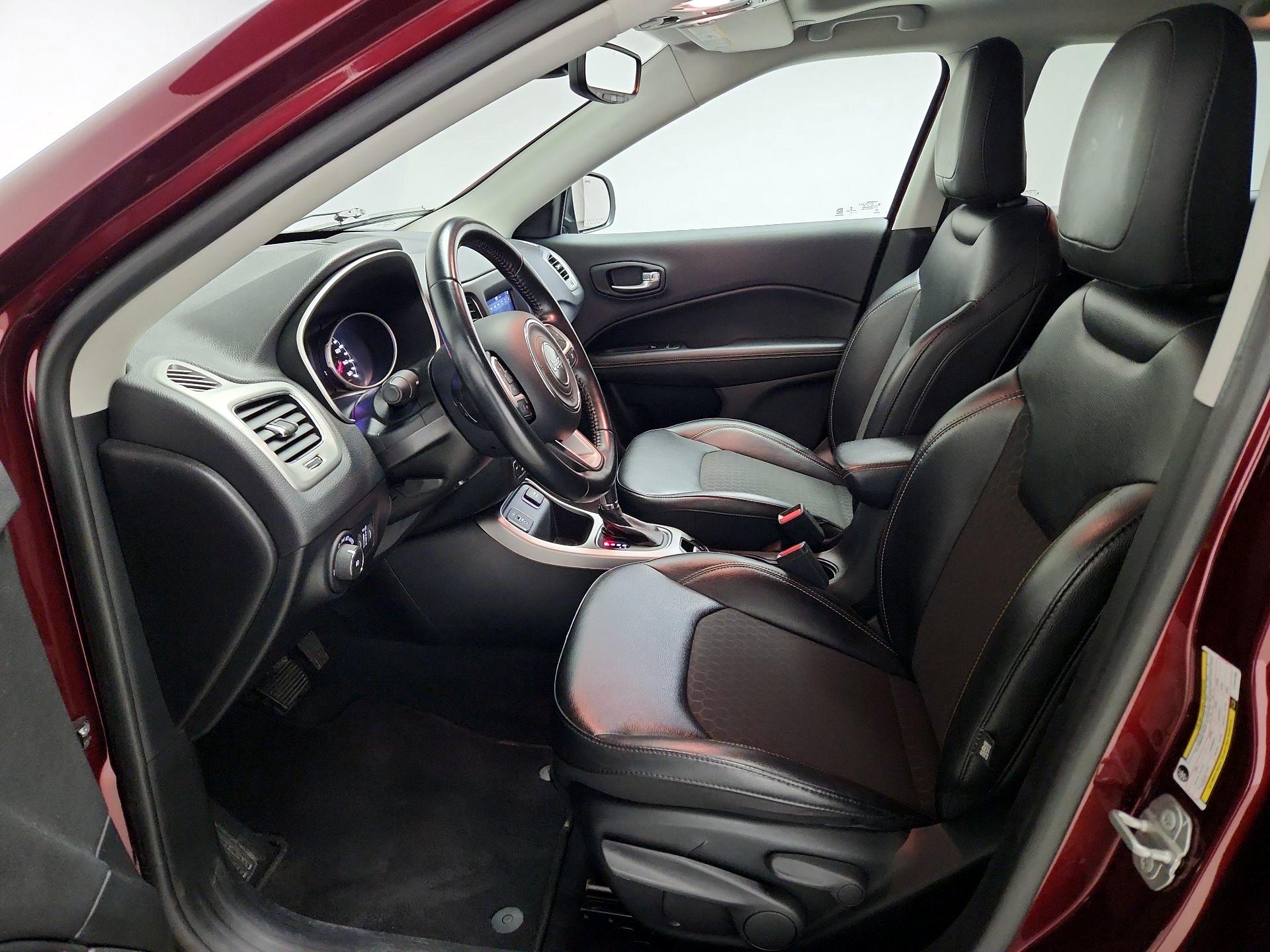 Thumbnail: 2020 Jeep Compass - 11