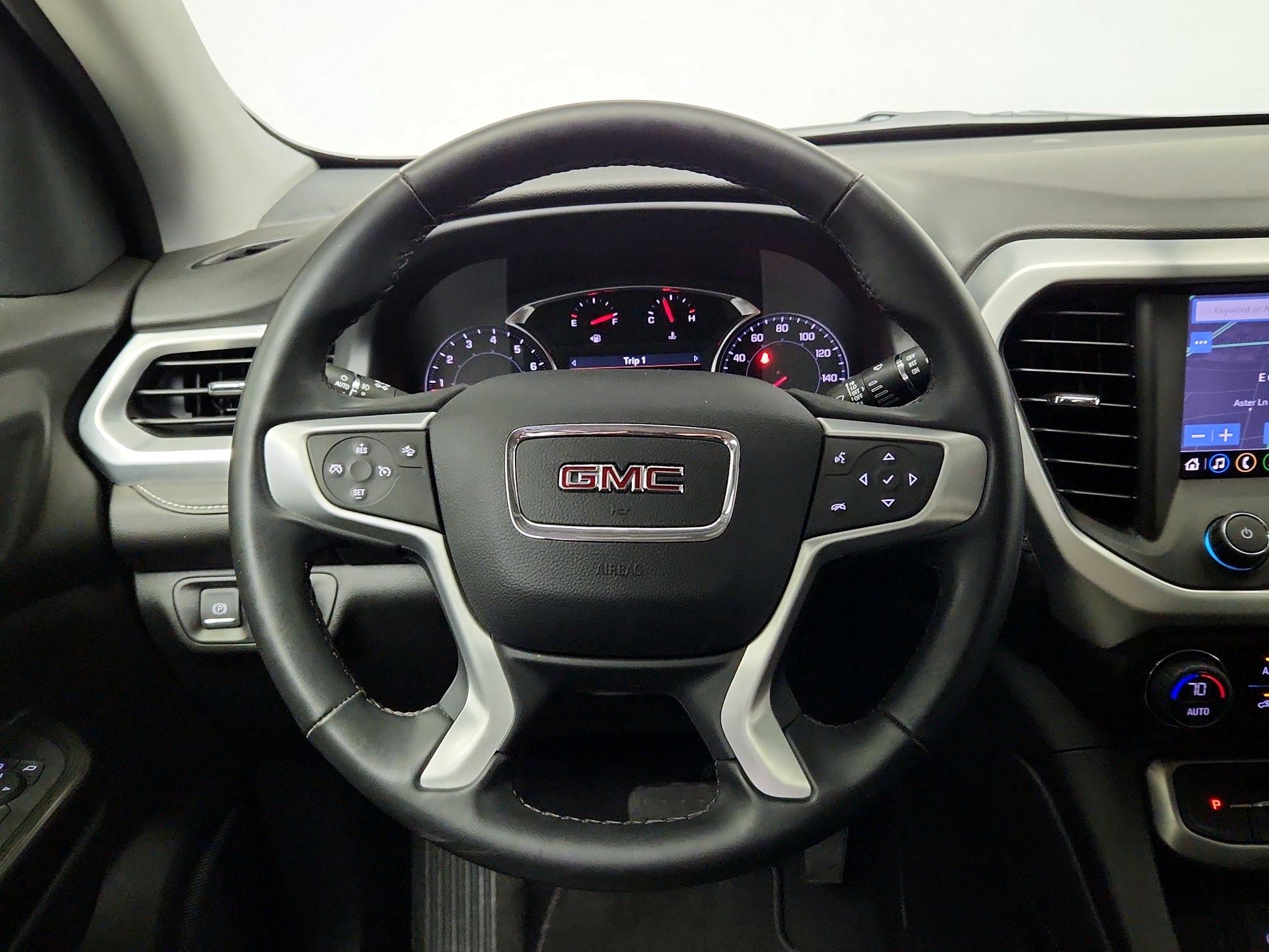 Thumbnail: 2023 GMC Acadia - 10