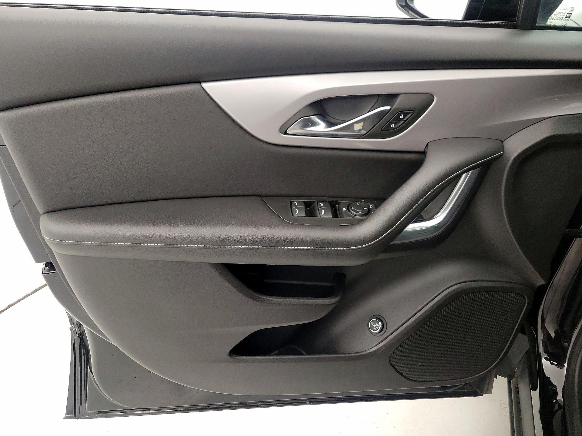 Thumbnail: 2024 Chevrolet Blazer - 12