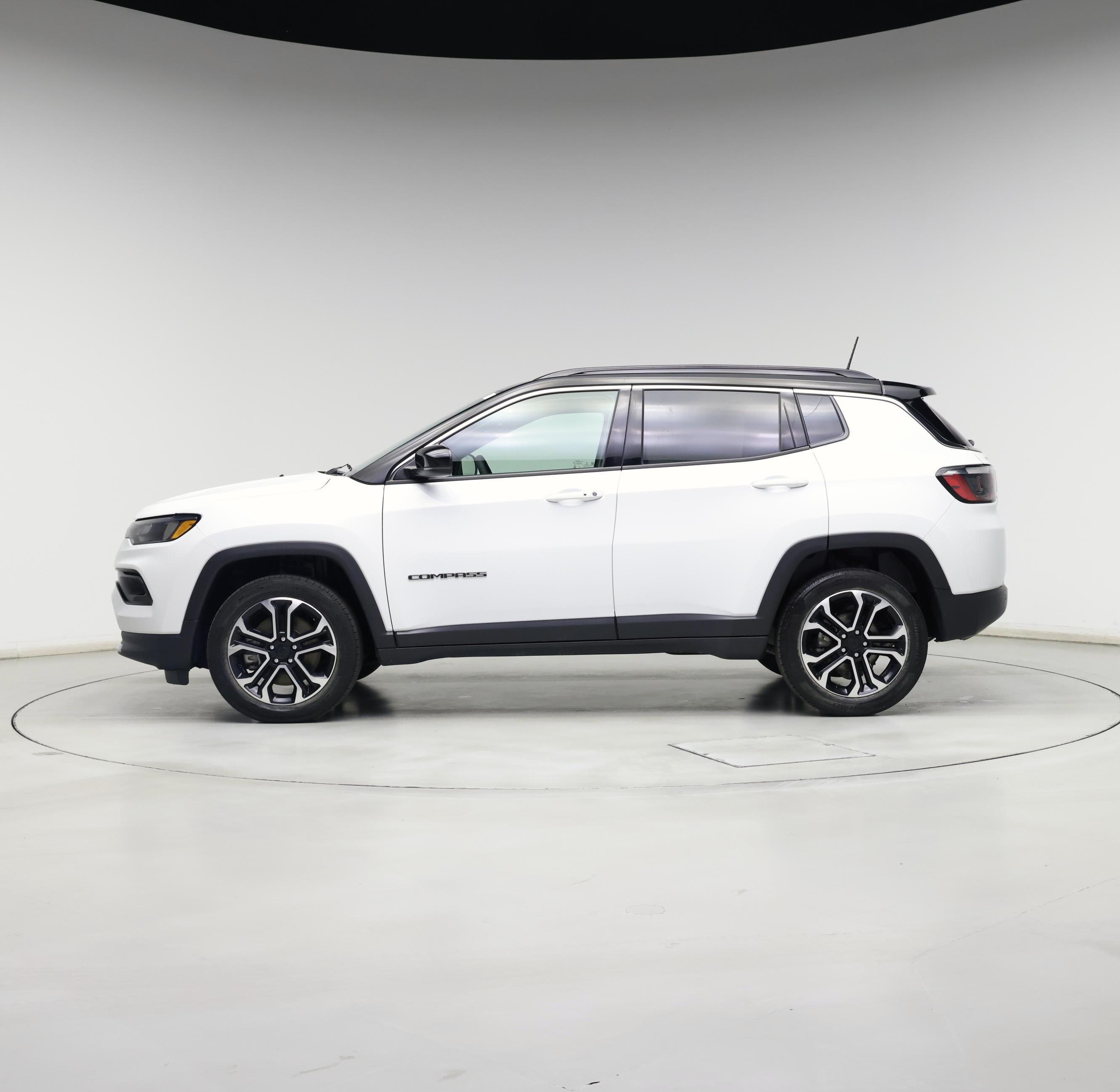 Thumbnail: 2023 Jeep Compass - 3