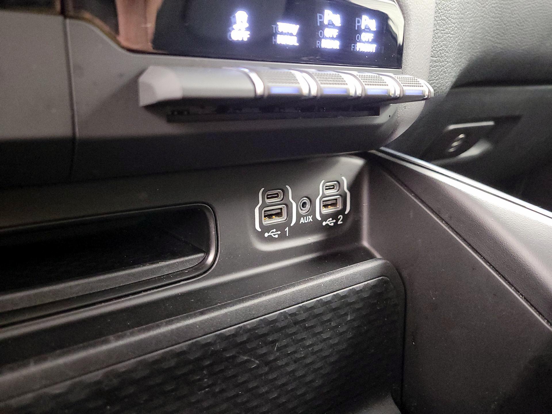 Thumbnail: 2022 RAM 1500 - 18