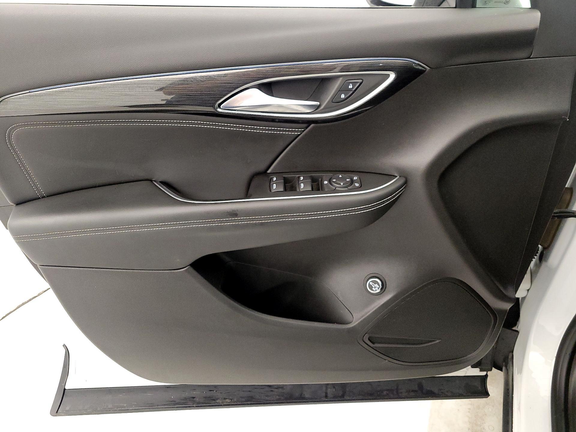 Thumbnail: 2022 Buick Envision - 12