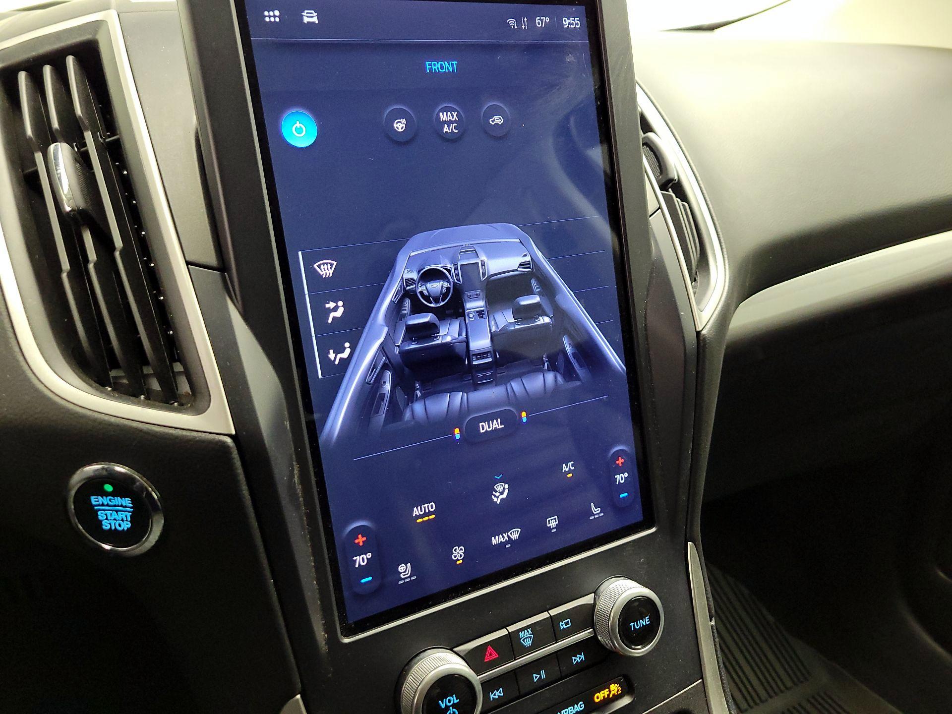 Thumbnail: 2023 Ford Edge - 17