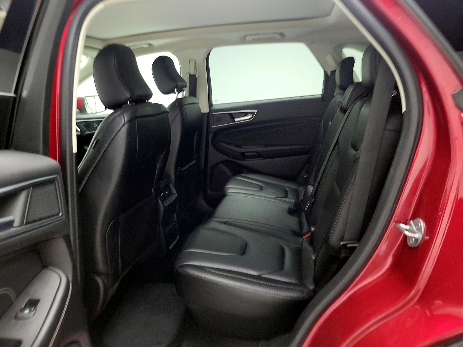 Thumbnail: 2022 Ford Edge - 19