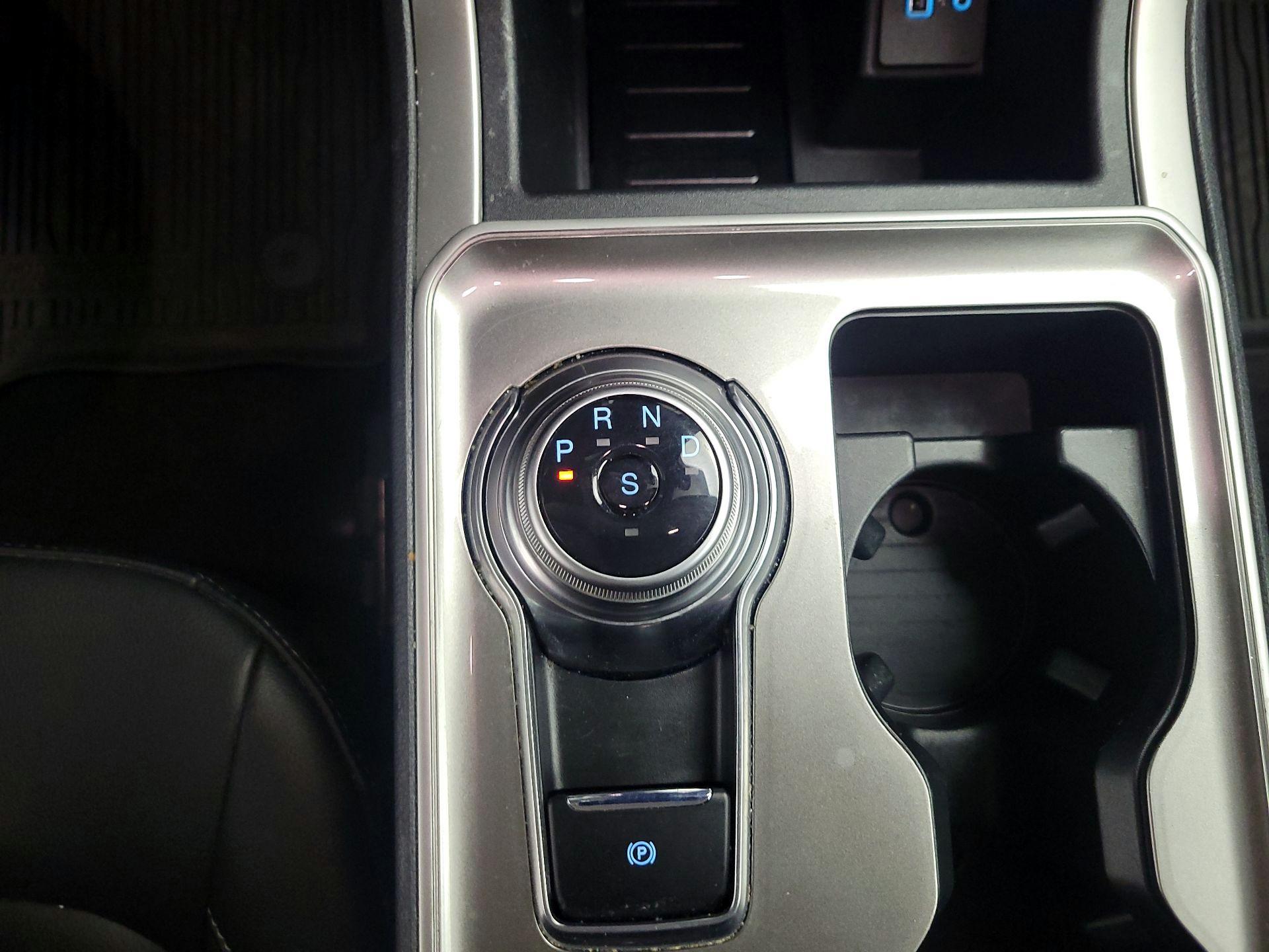 Thumbnail: 2024 Ford Edge - 15