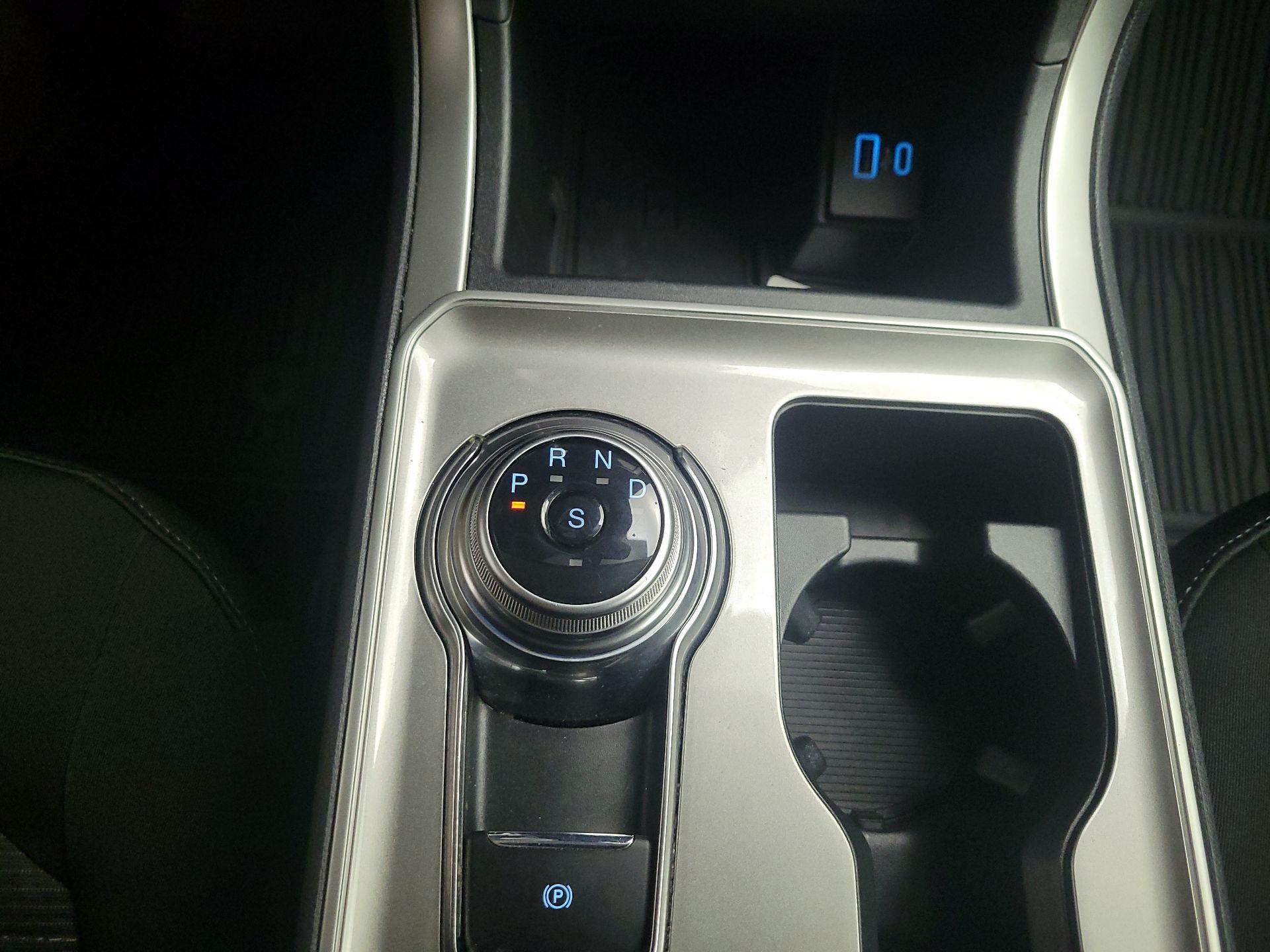 Thumbnail: 2024 Ford Edge - 17