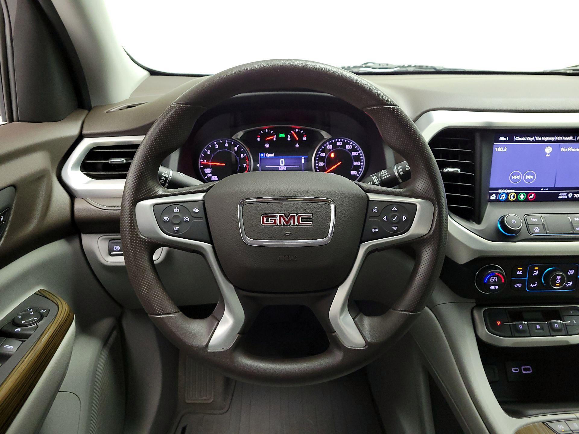 Thumbnail: 2022 GMC Acadia - 10