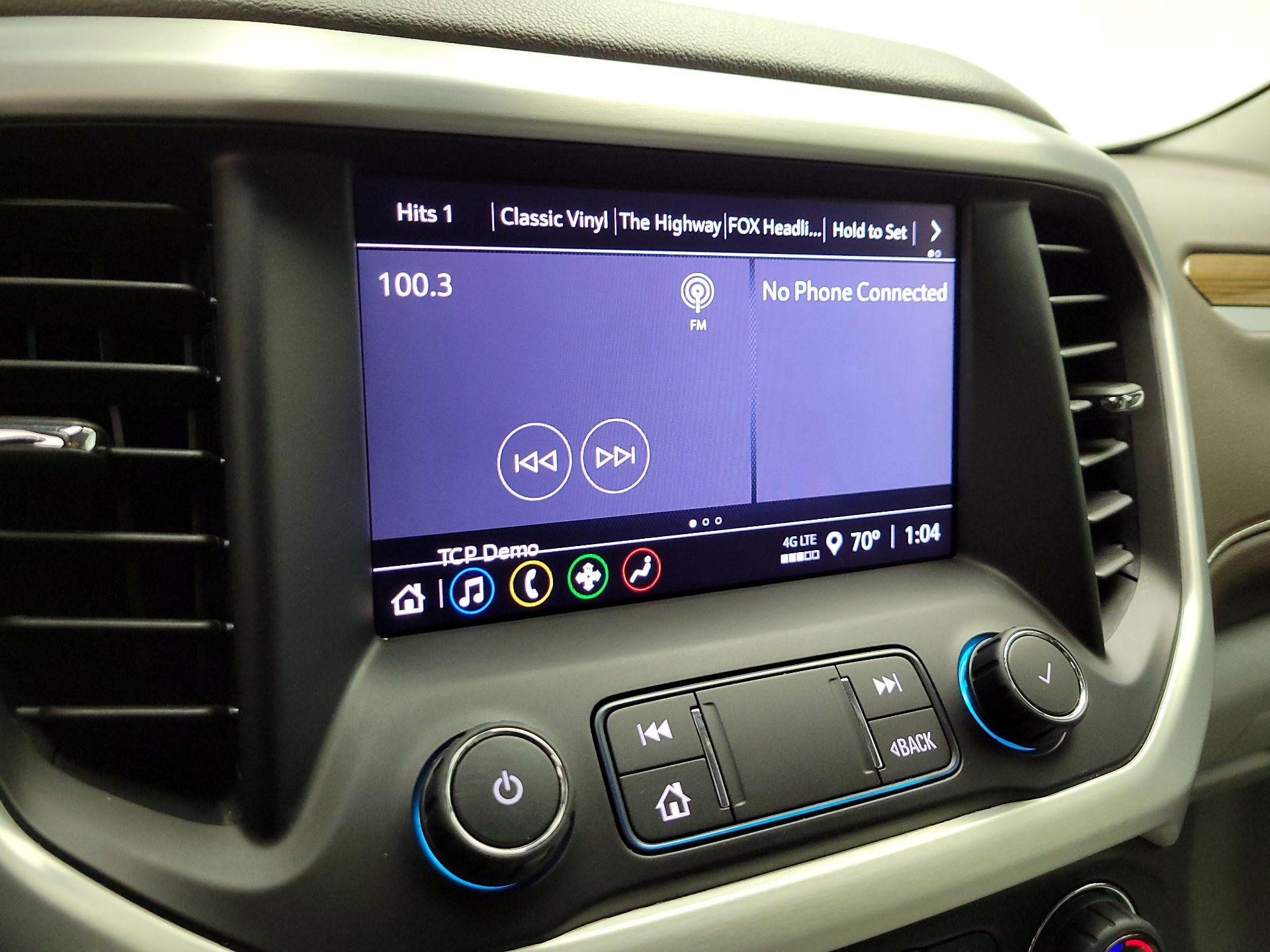 Thumbnail: 2022 GMC Acadia - 14