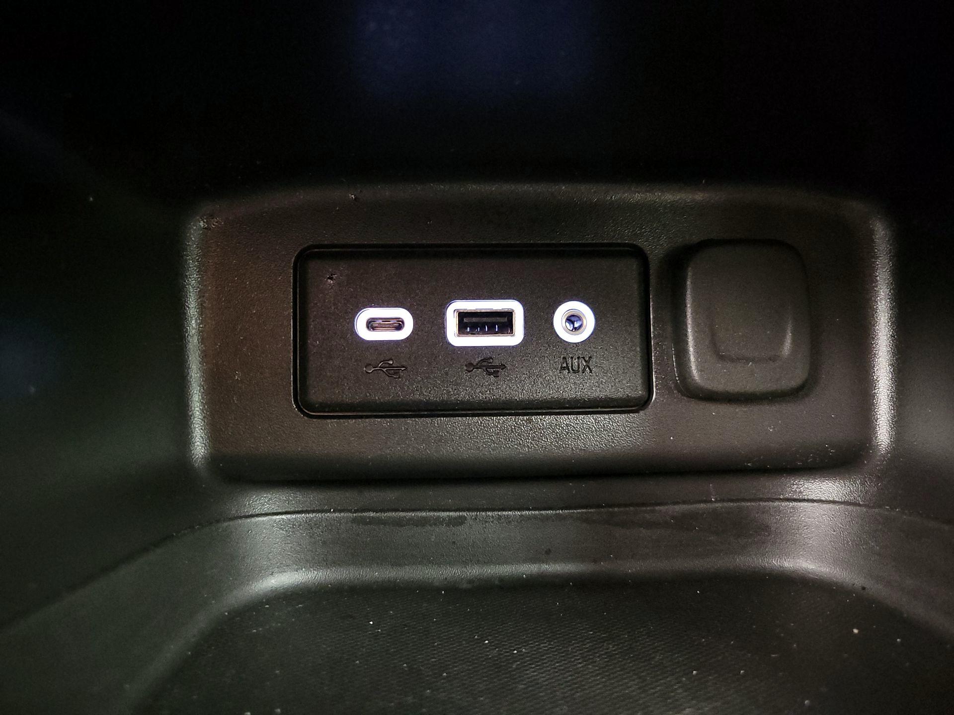 Thumbnail: 2024 Chevrolet Equinox - 18