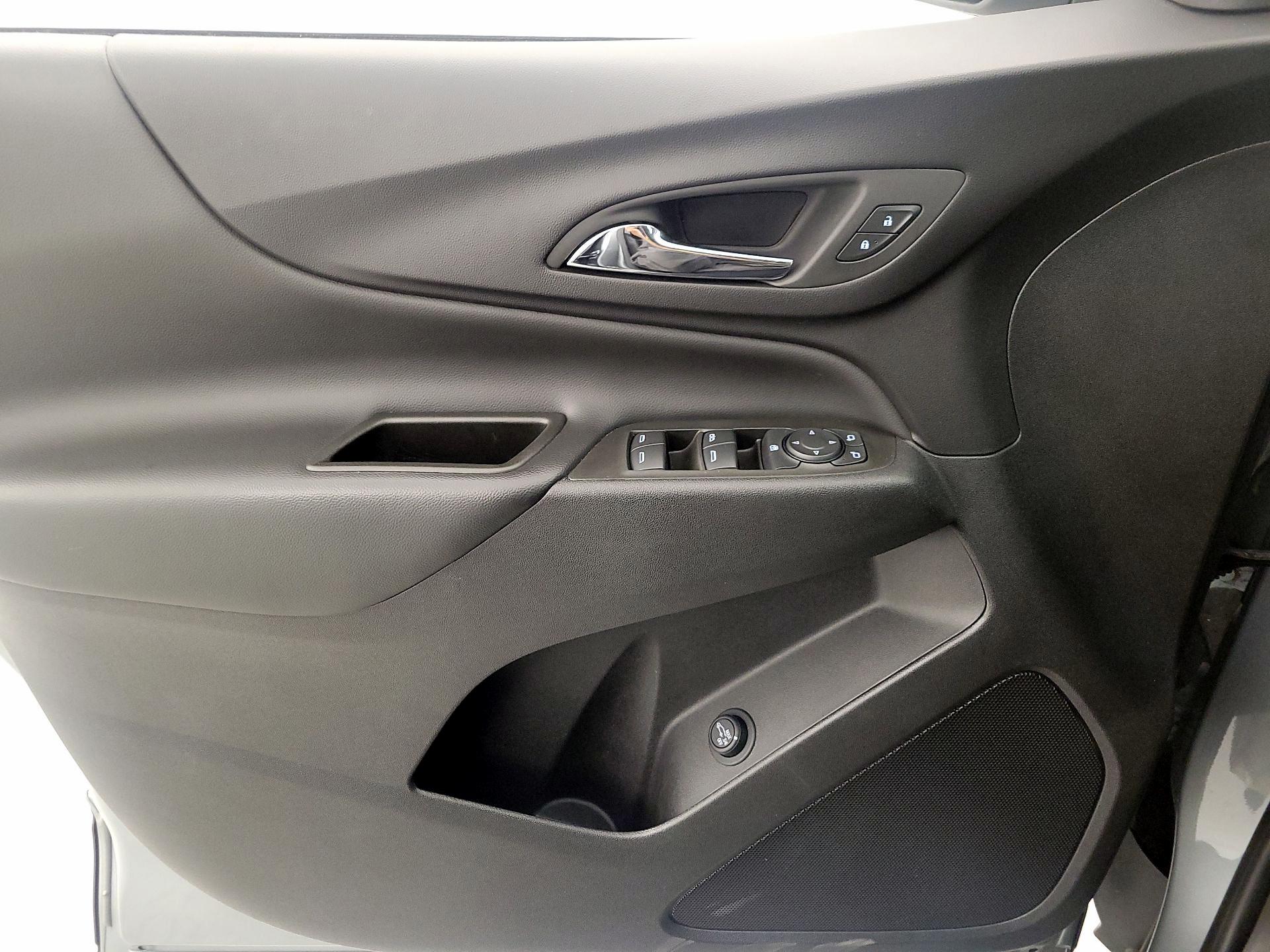 Thumbnail: 2024 Chevrolet Equinox - 12