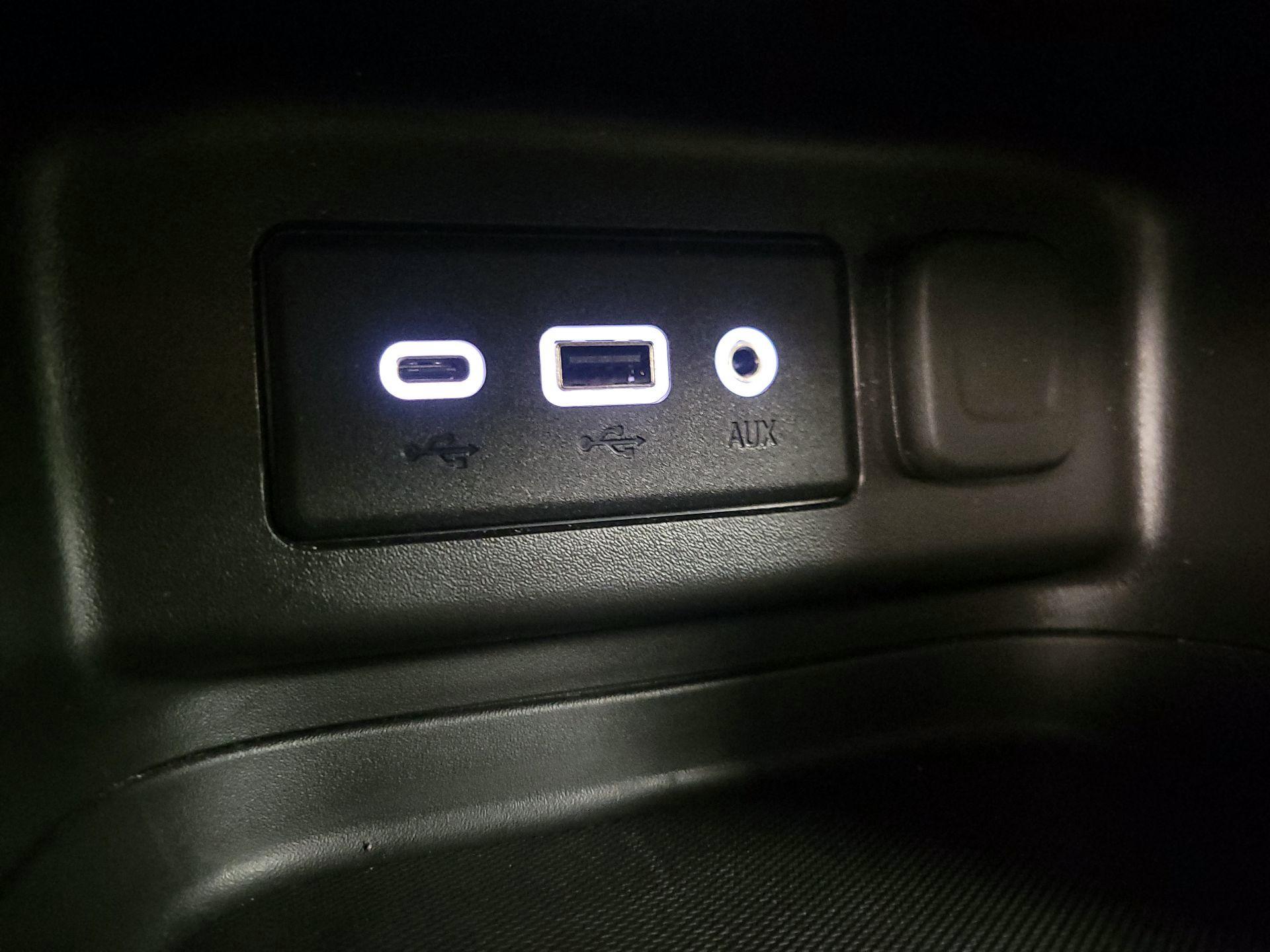 Thumbnail: 2024 Chevrolet Equinox - 18