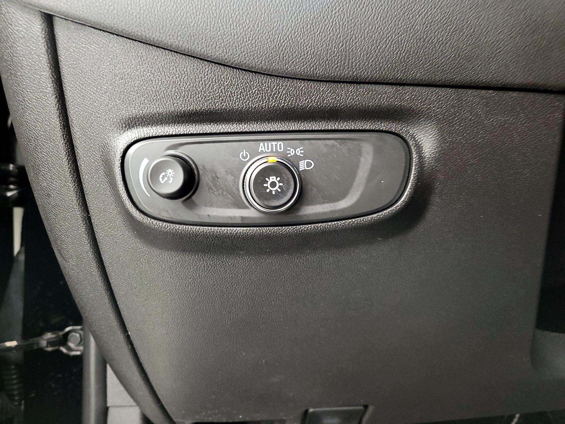 Thumbnail: 2024 Chevrolet Equinox - 13