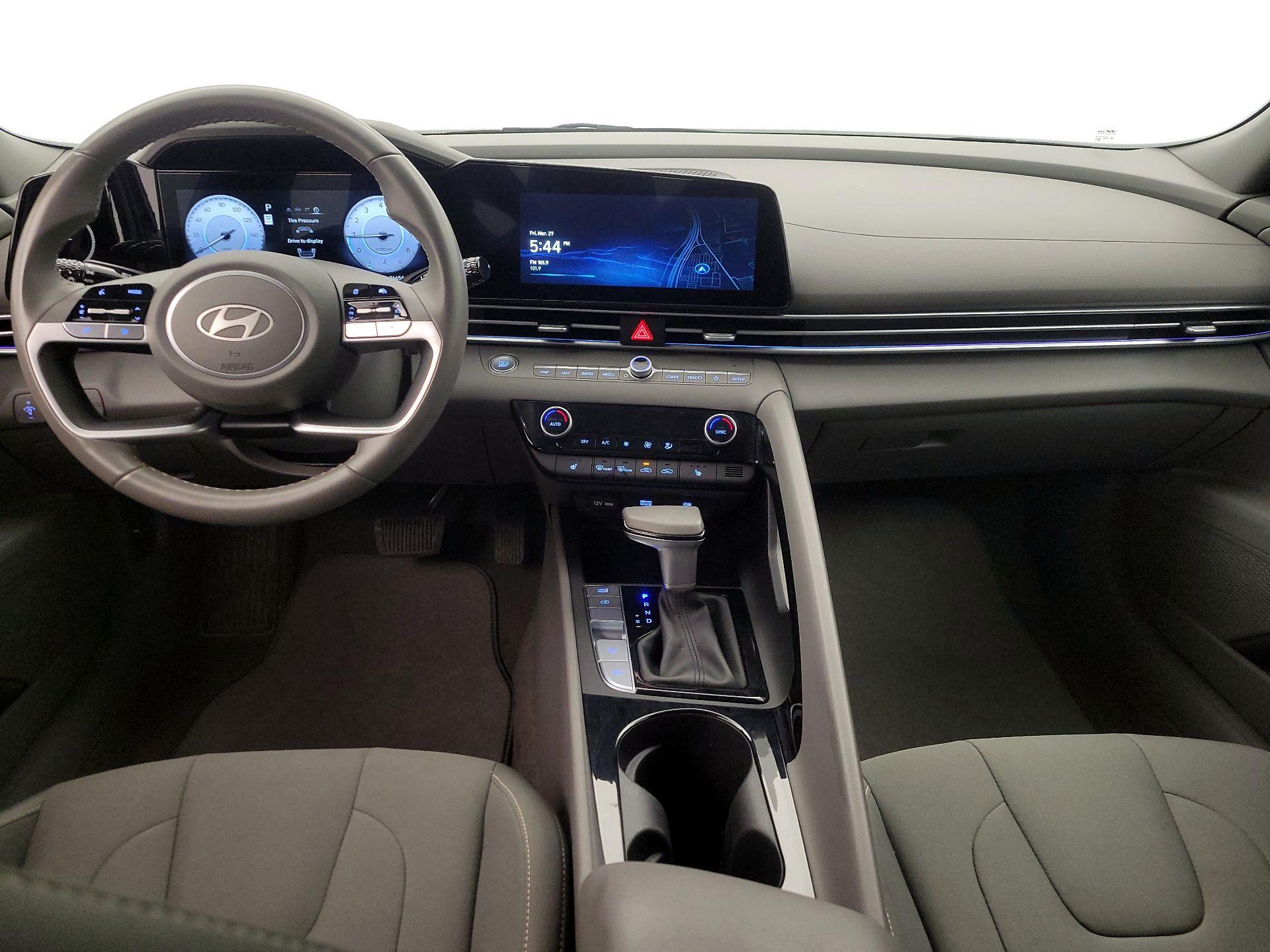 Thumbnail: 2025 Hyundai Elantra - 9