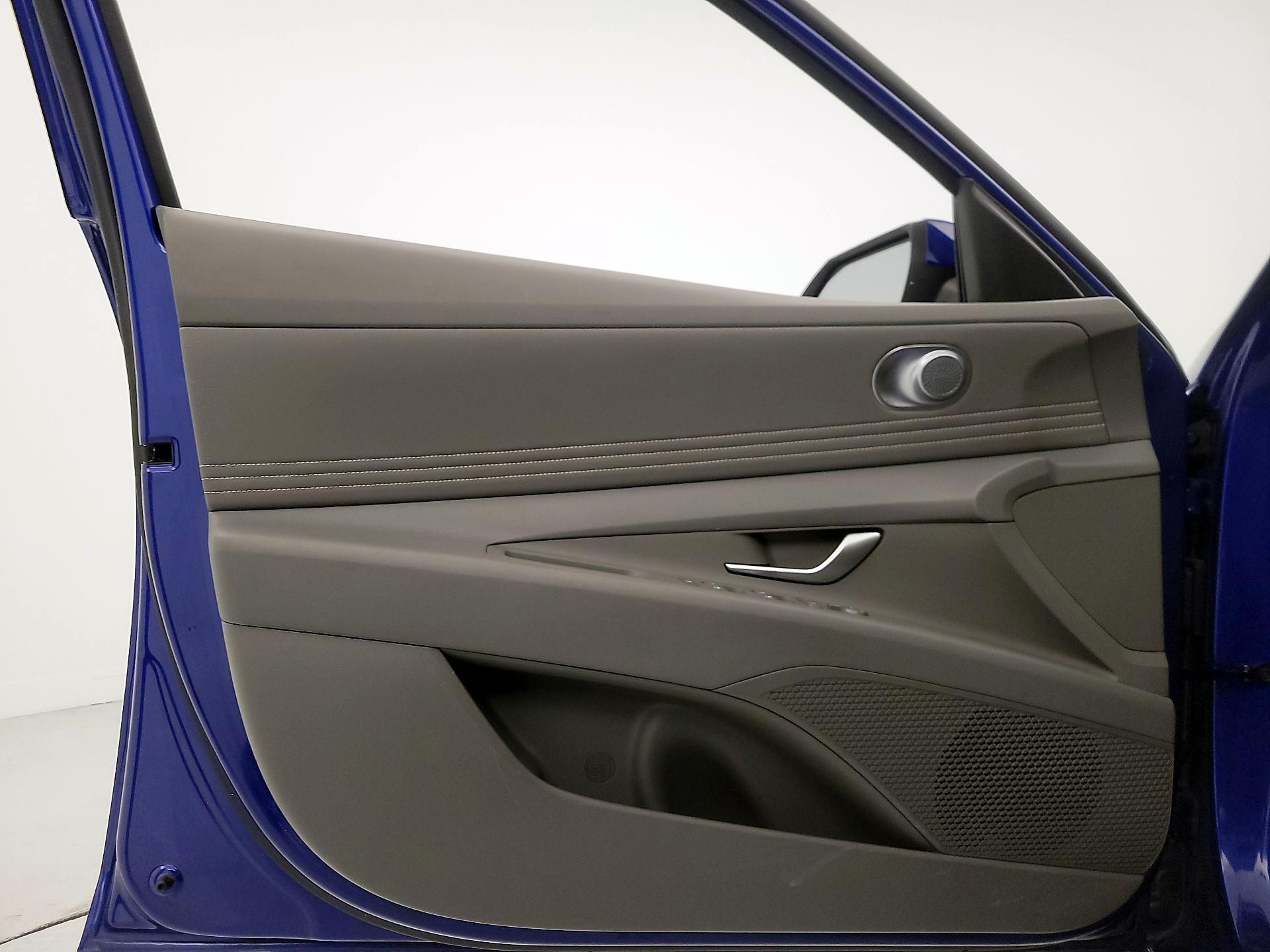 Thumbnail: 2025 Hyundai Elantra - 12