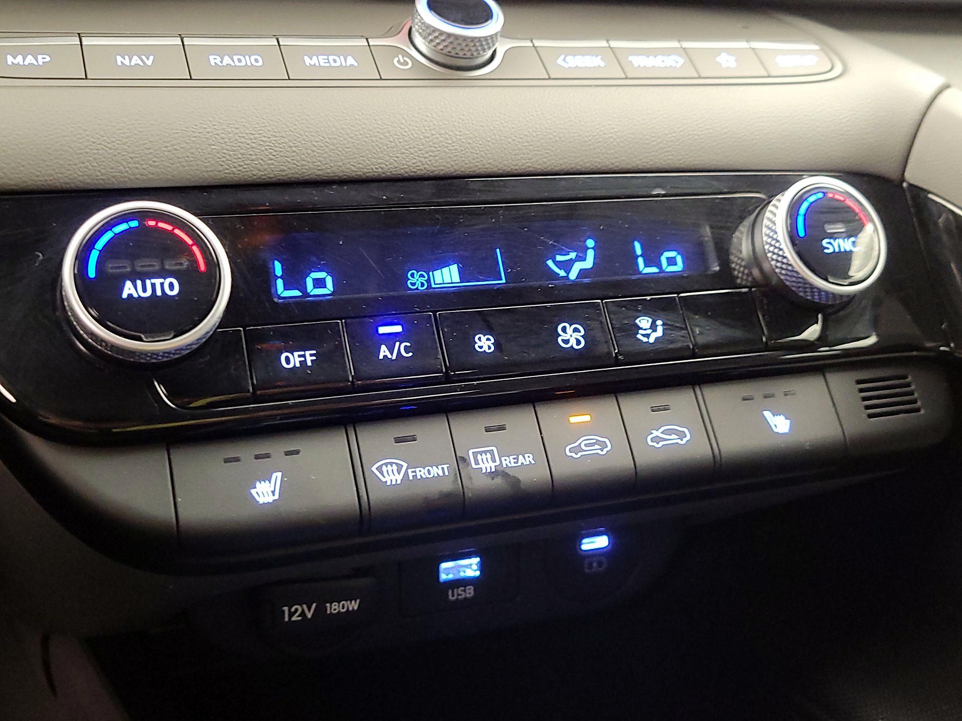 Thumbnail: 2025 Hyundai Elantra - 17