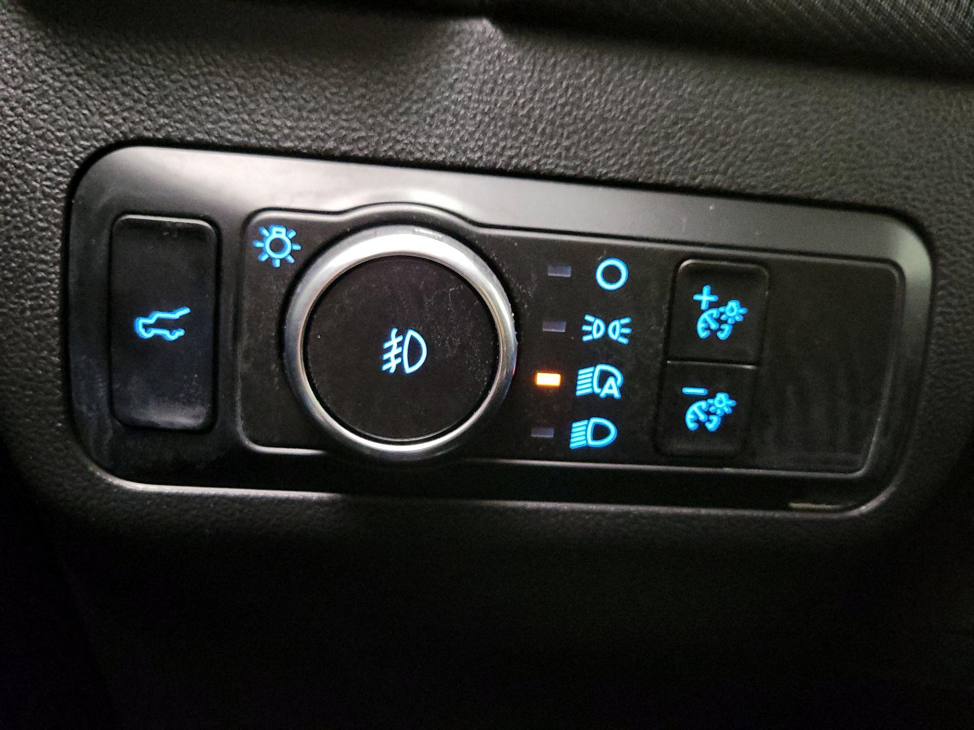 Thumbnail: 2025 Ford Bronco Sport - 13