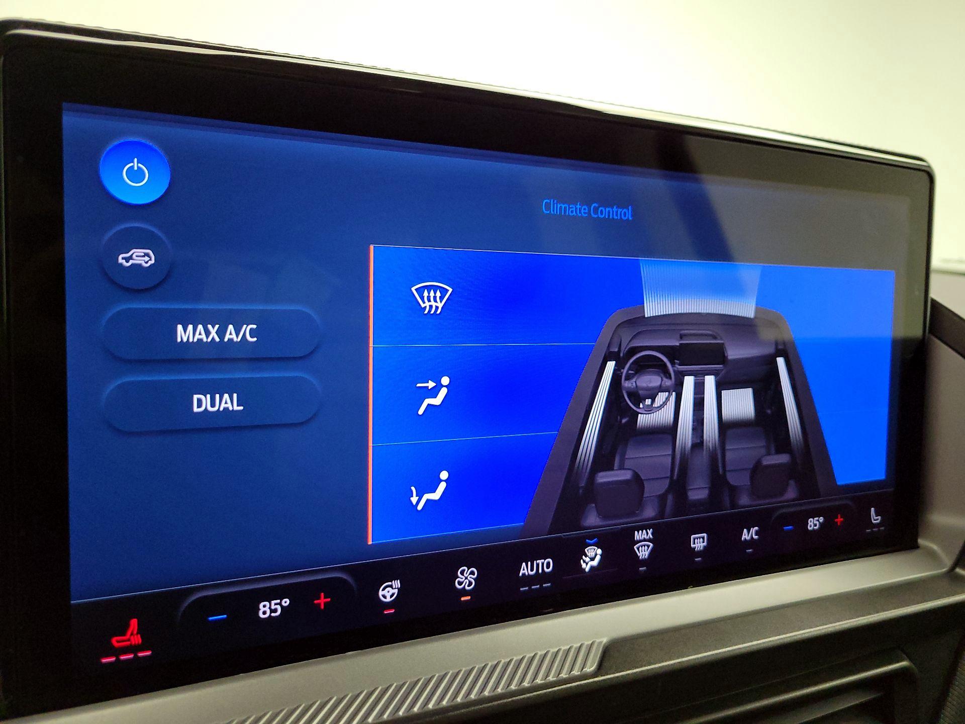 Thumbnail: 2025 Ford Bronco Sport - 17