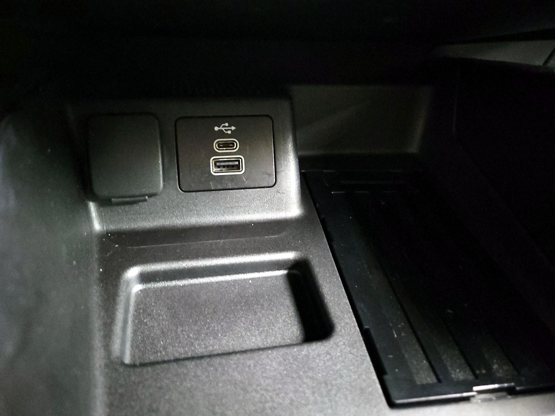 Thumbnail: 2025 Ford Bronco Sport - 19