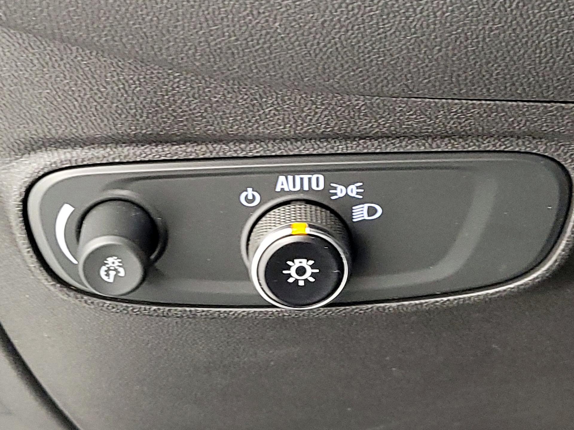 Thumbnail: 2024 Chevrolet Equinox - 13