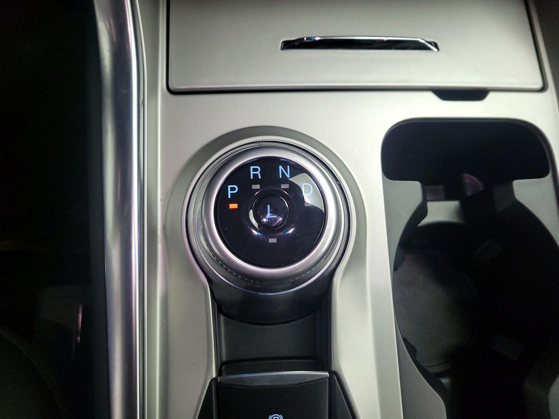 Thumbnail: 2023 Ford Explorer - 15