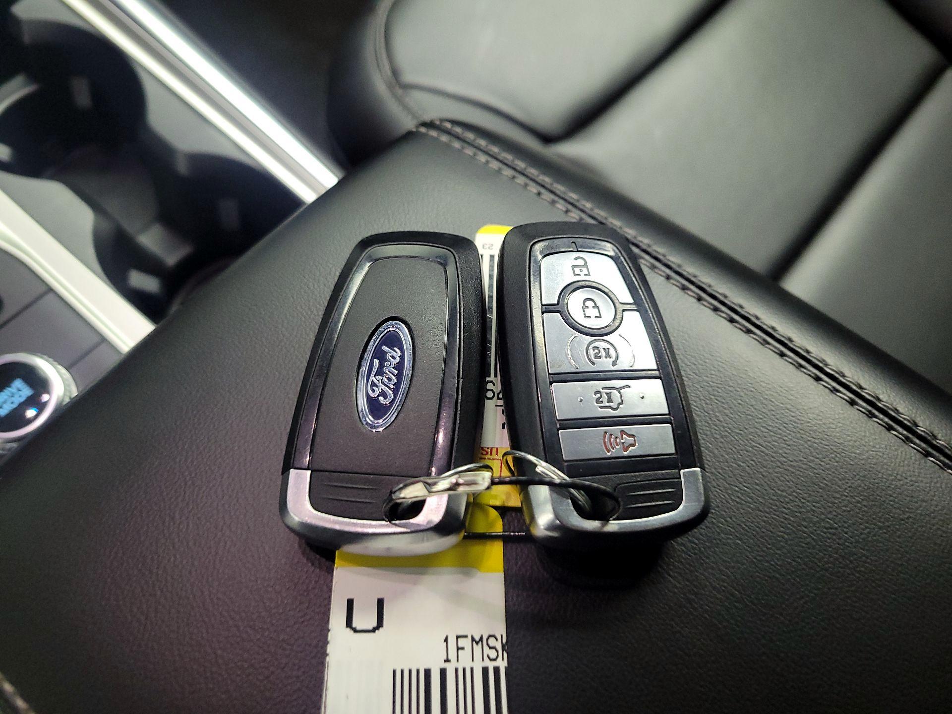 Thumbnail: 2023 Ford Explorer - 18