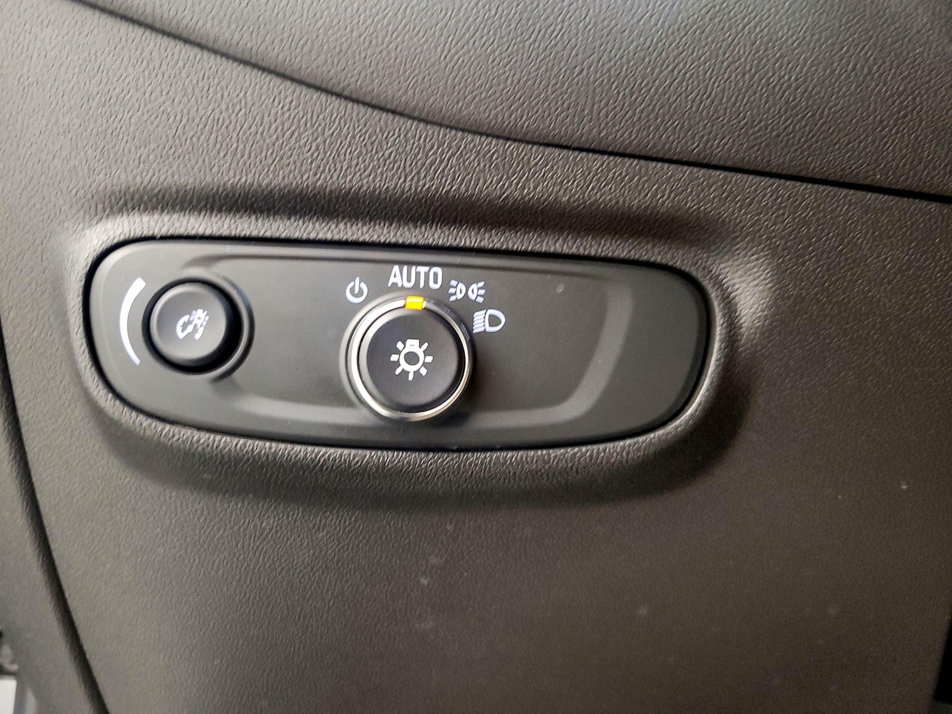 Thumbnail: 2024 Chevrolet Equinox - 13