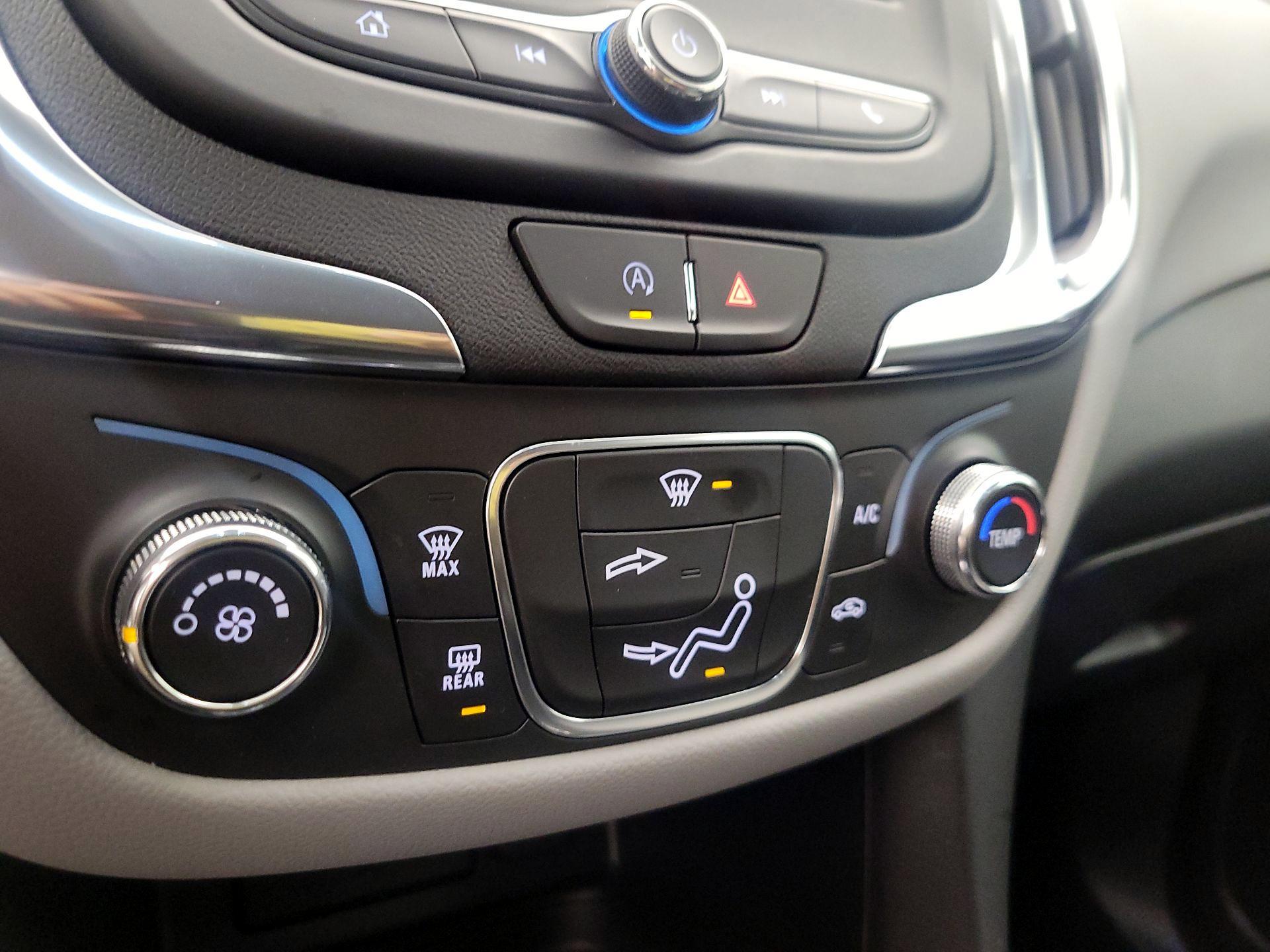 Thumbnail: 2024 Chevrolet Equinox - 16