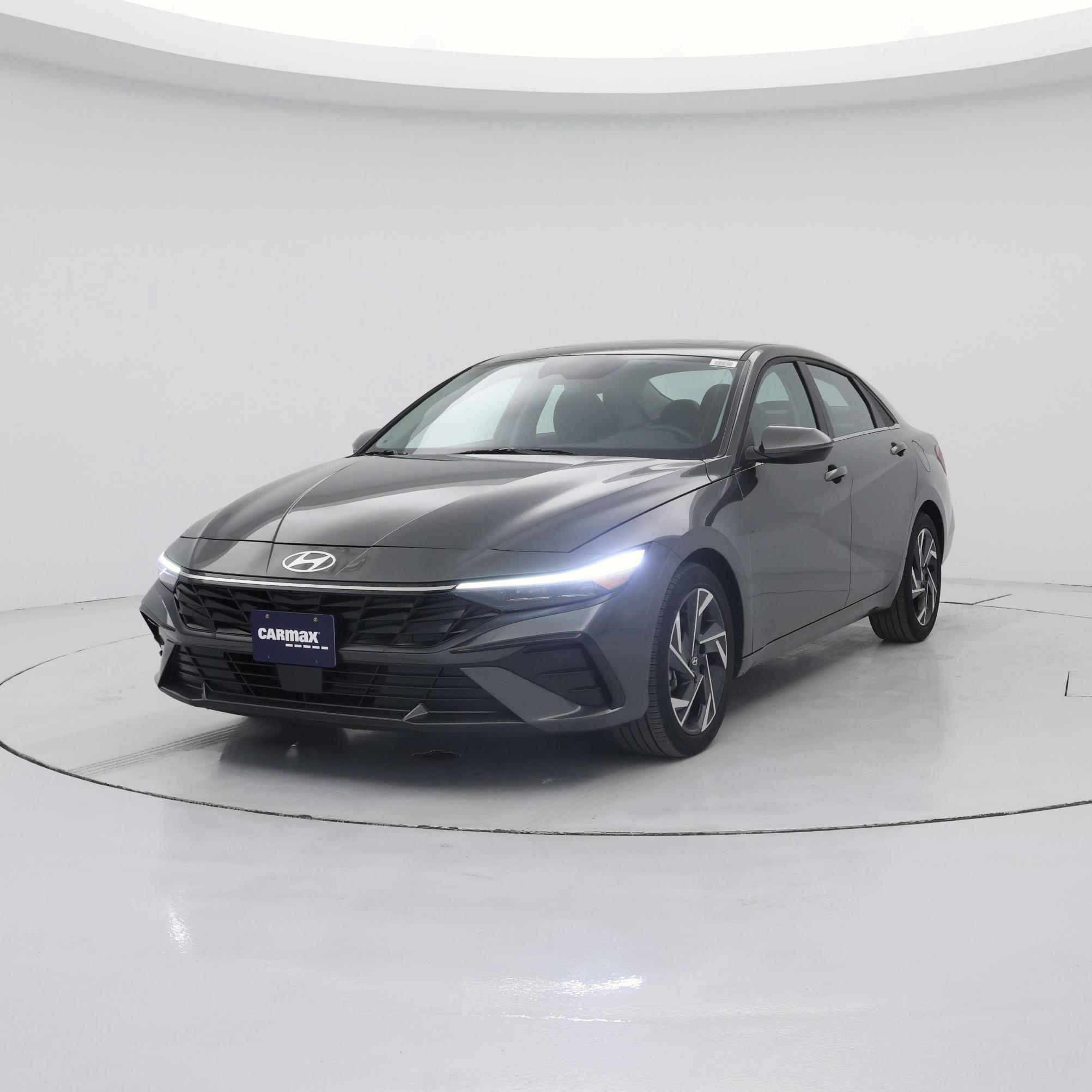 Thumbnail: 2025 Hyundai Elantra - 4